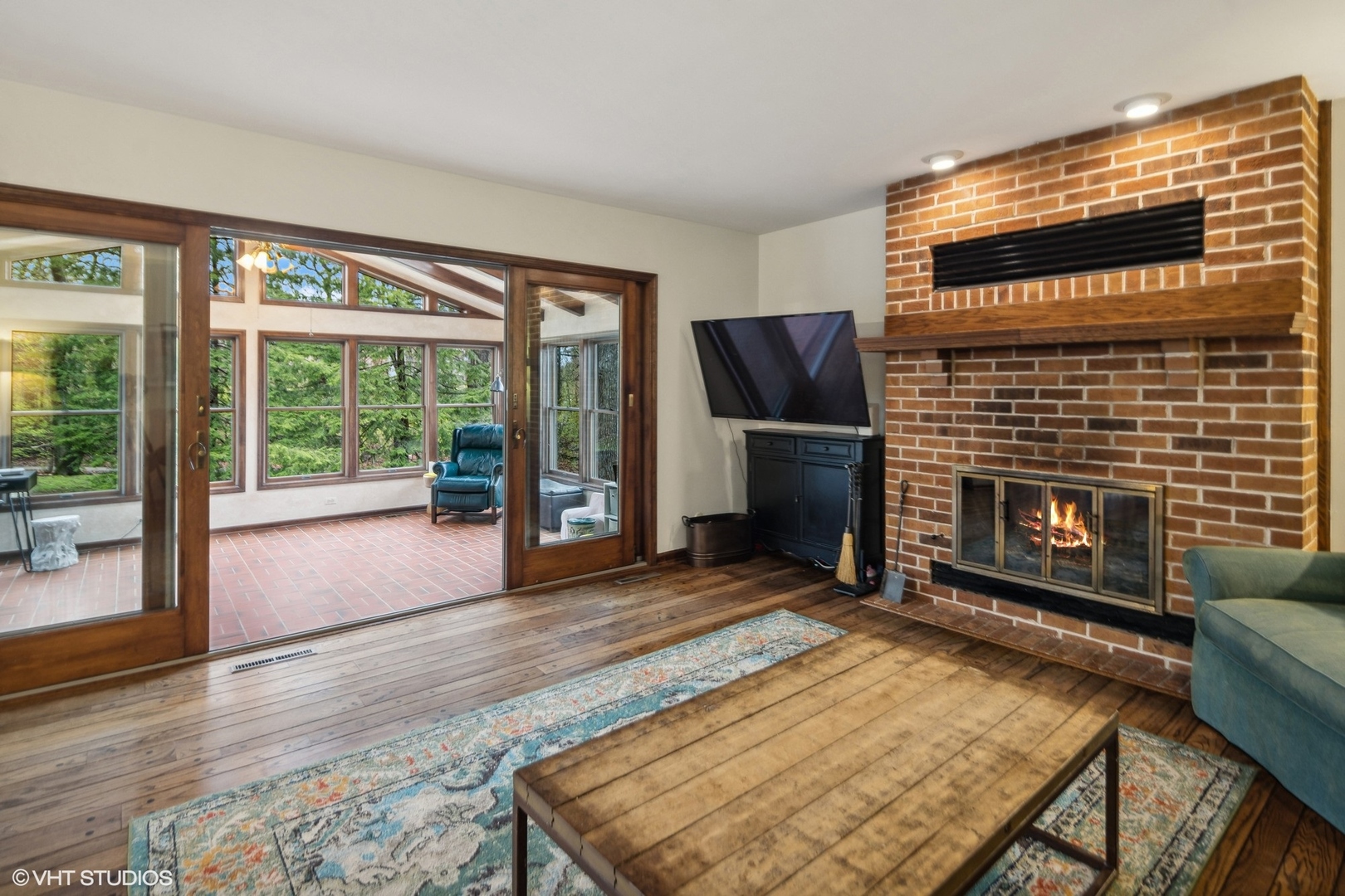6189 Shorewood Court