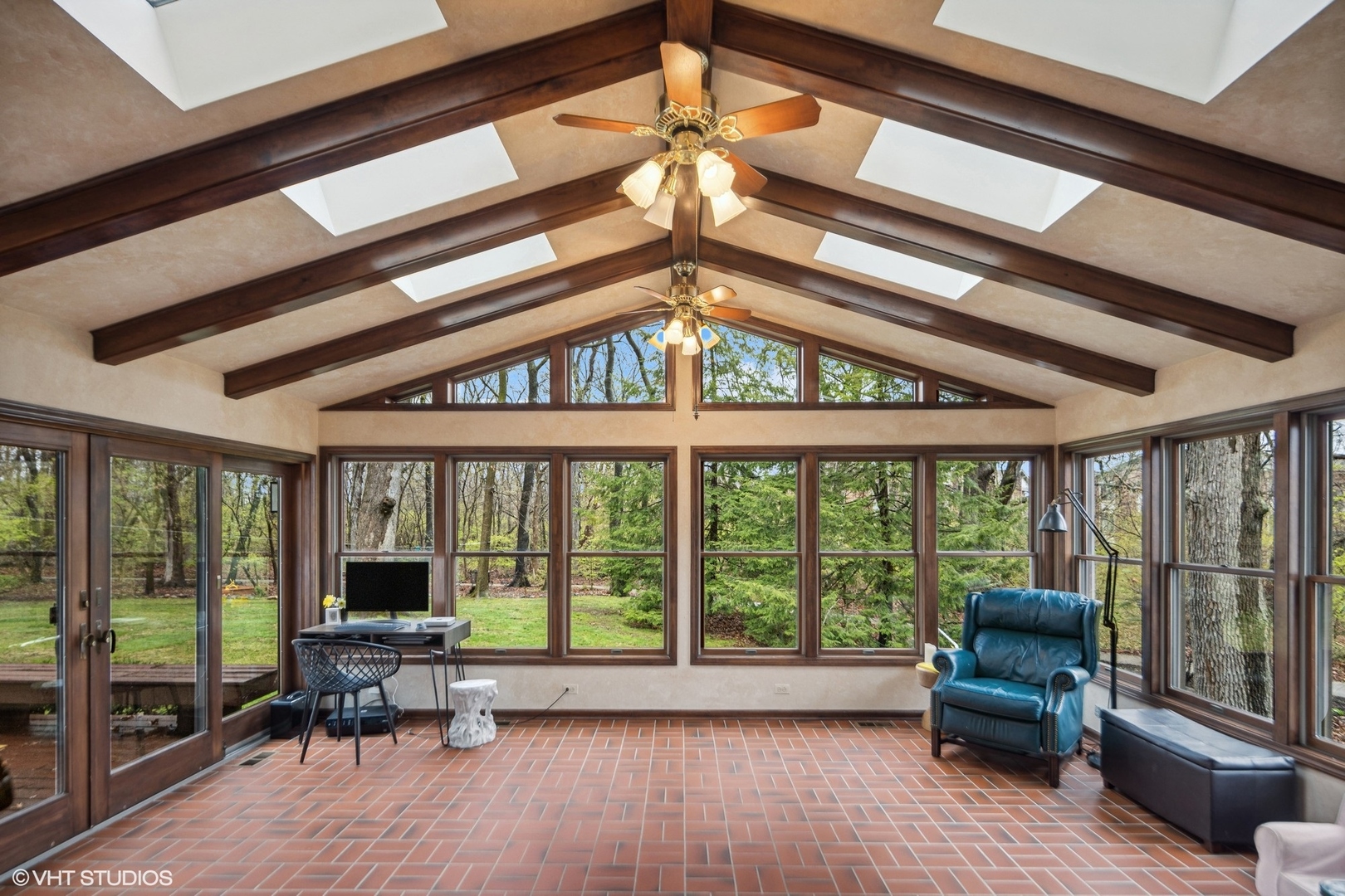 6189 Shorewood Court