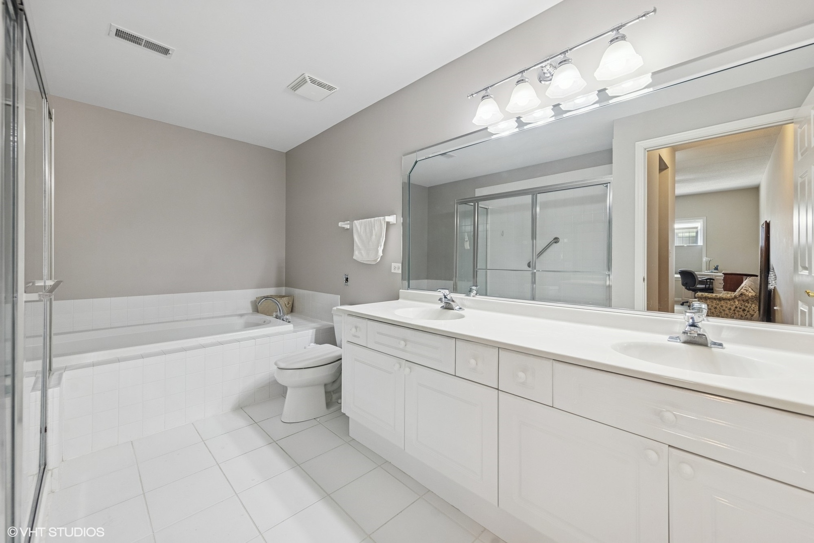131 W ADELAIDE Street Unit: 311