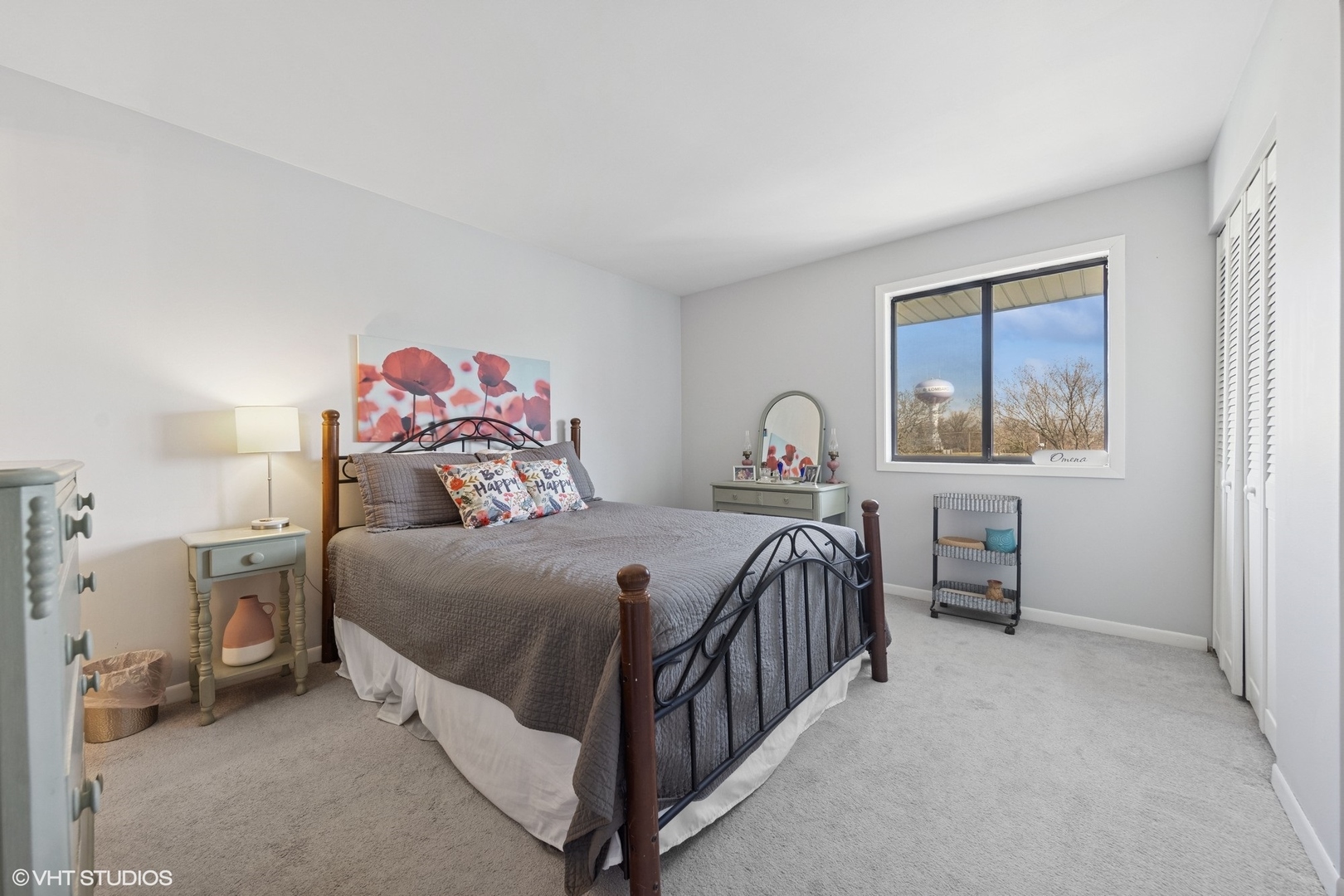 221 E Janata Boulevard Unit: 3B