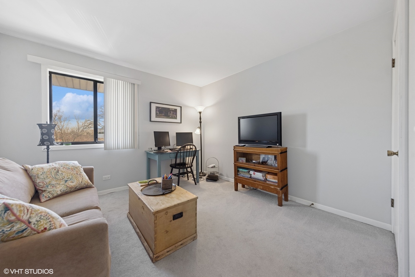 221 E Janata Boulevard Unit: 3B