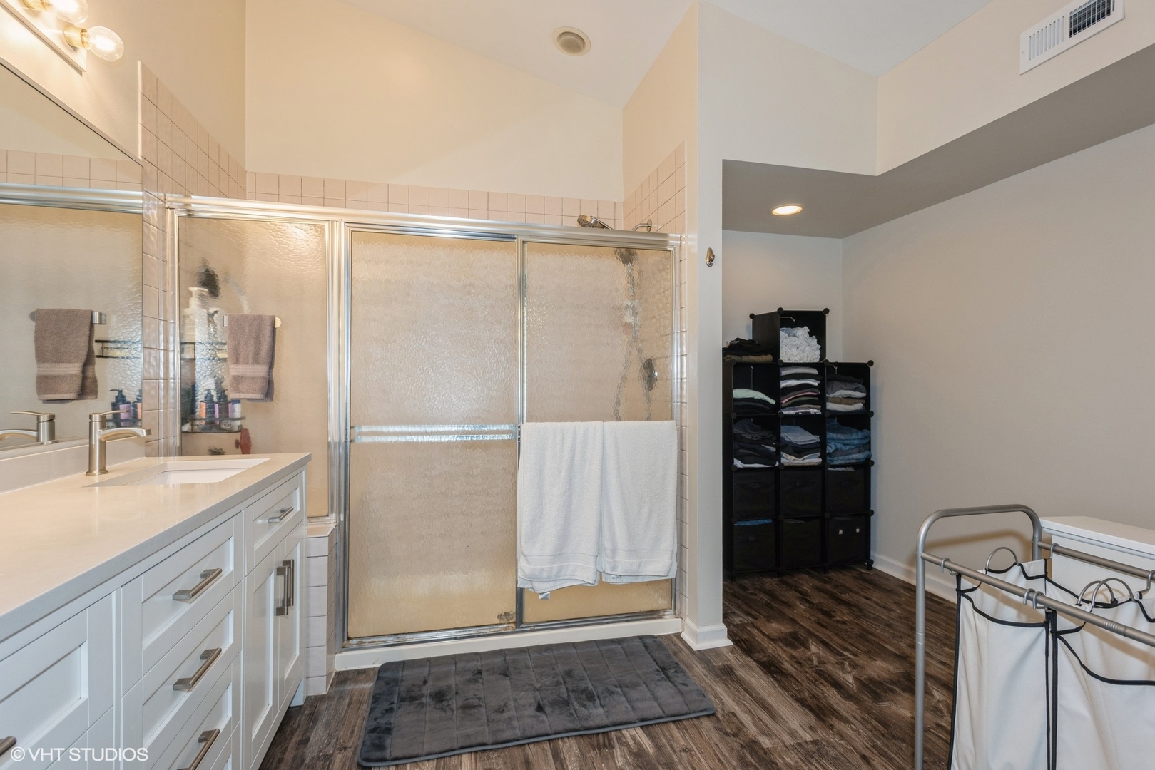 353 Pembroke Court Unit: 2