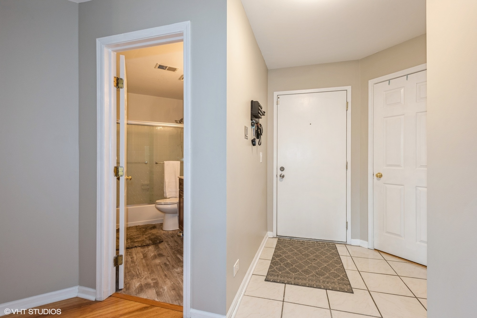 353 Pembroke Court Unit: 2