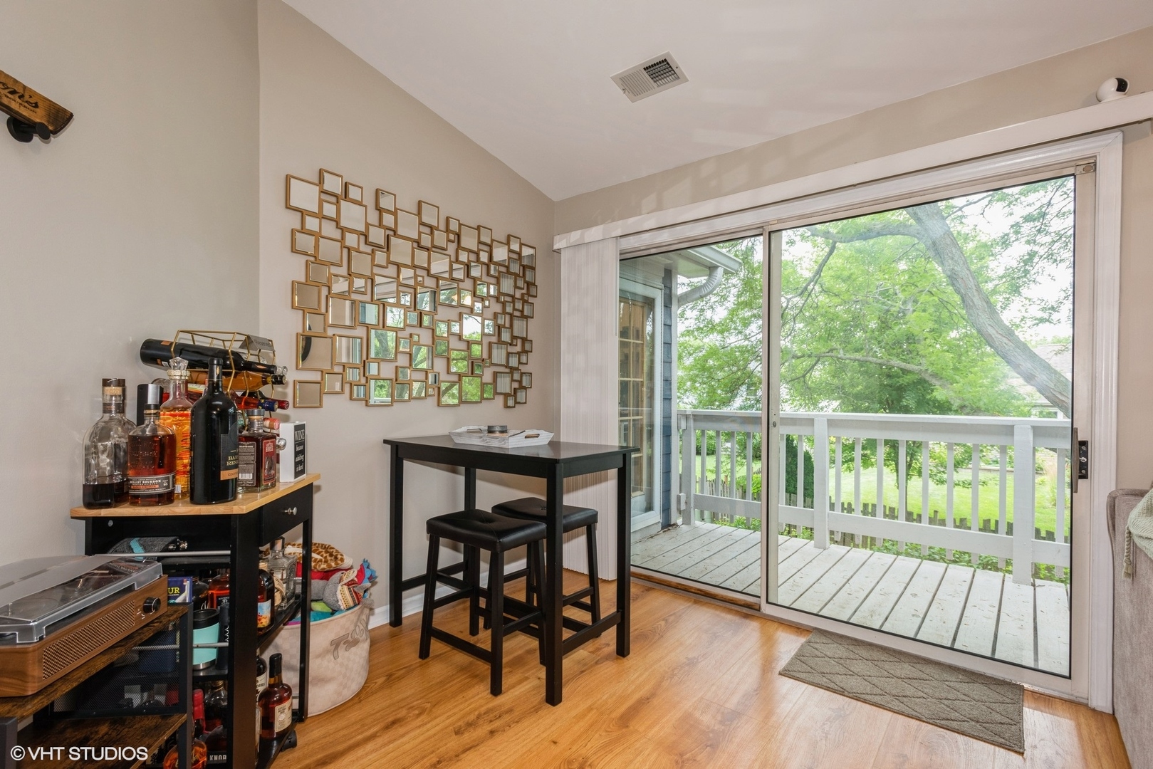 353 Pembroke Court Unit: 2