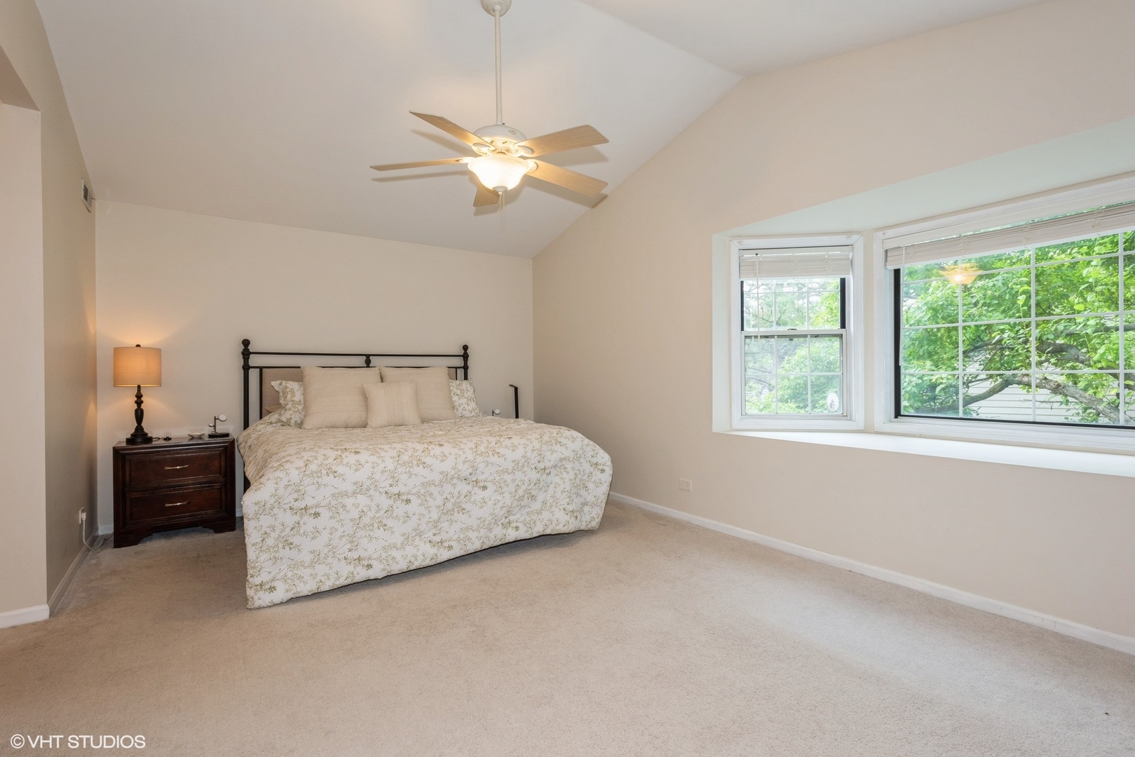 353 Pembroke Court Unit: 2