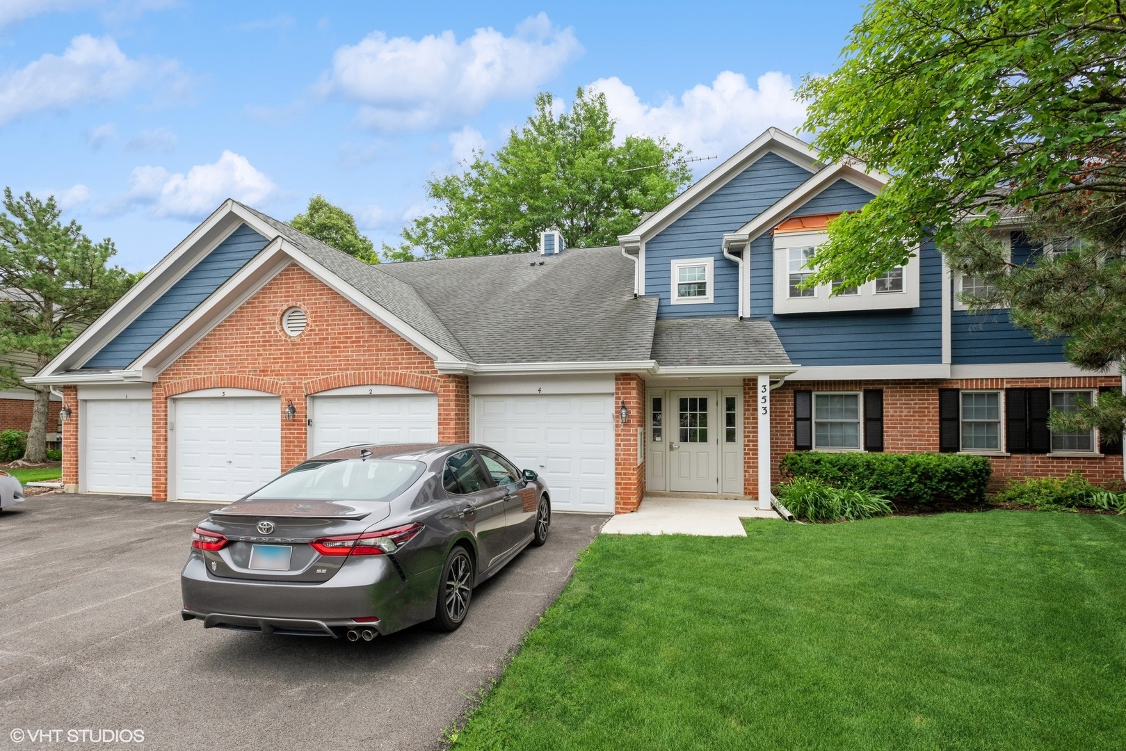 353 Pembroke Court Unit: 2