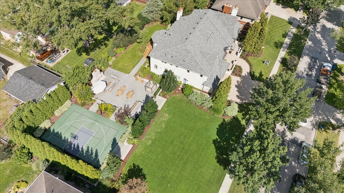 156 Sunnyside Avenue
