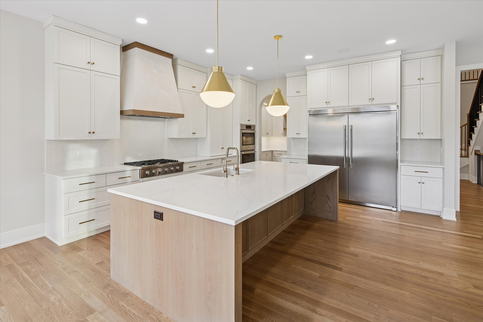 260 E Grantley Avenue