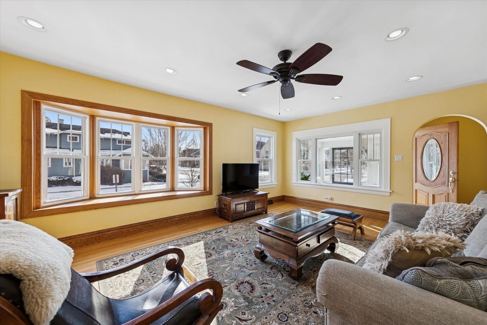 175 N Berteau Avenue