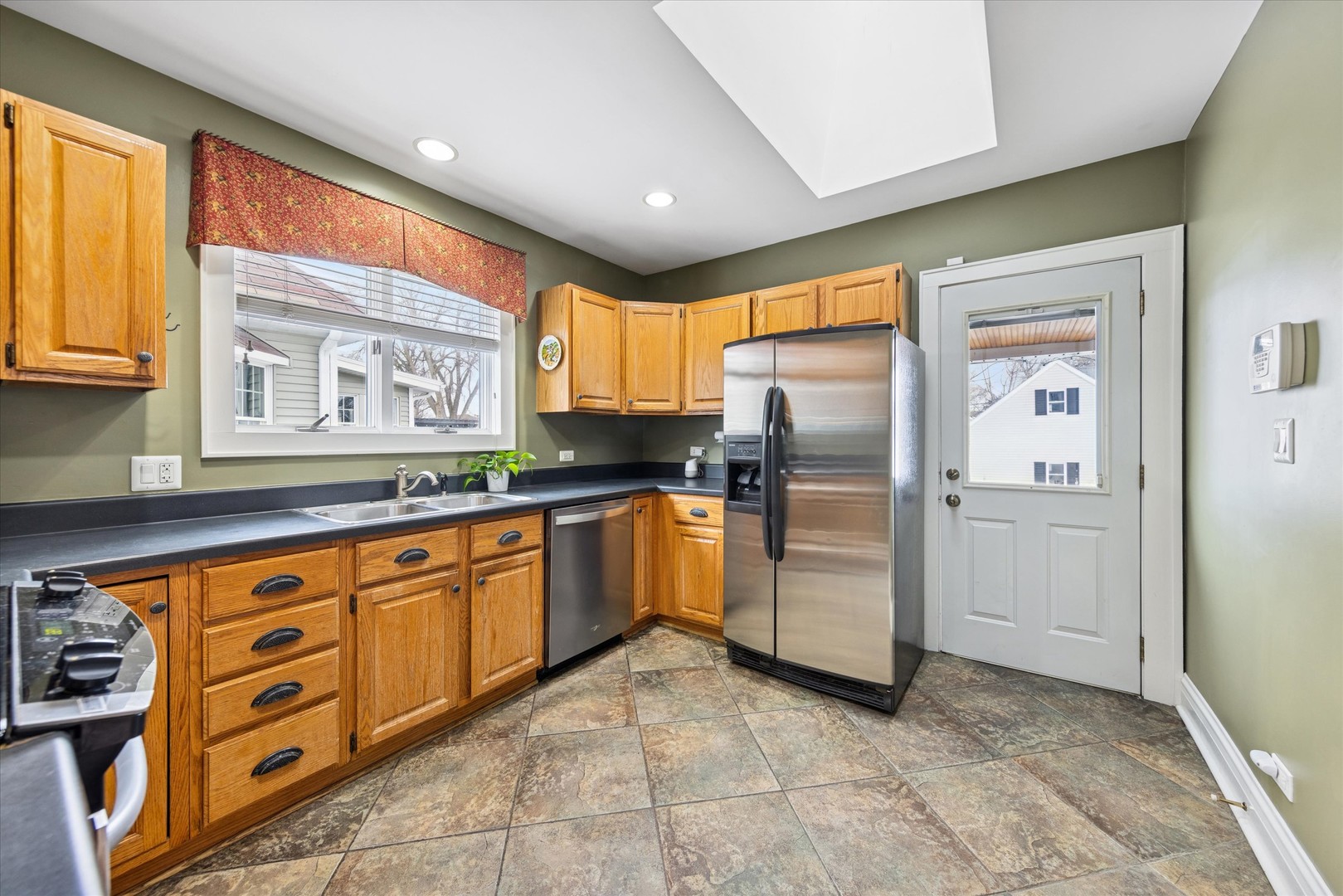 175 N Berteau Avenue