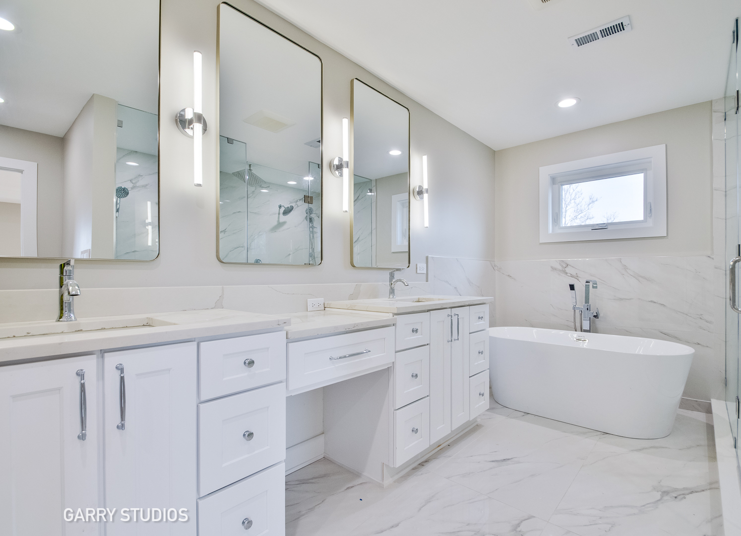 15W320 Concord Street
