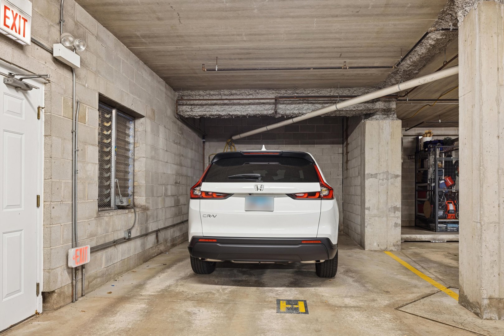 175 W BRUSH HILL Drive Unit: 404