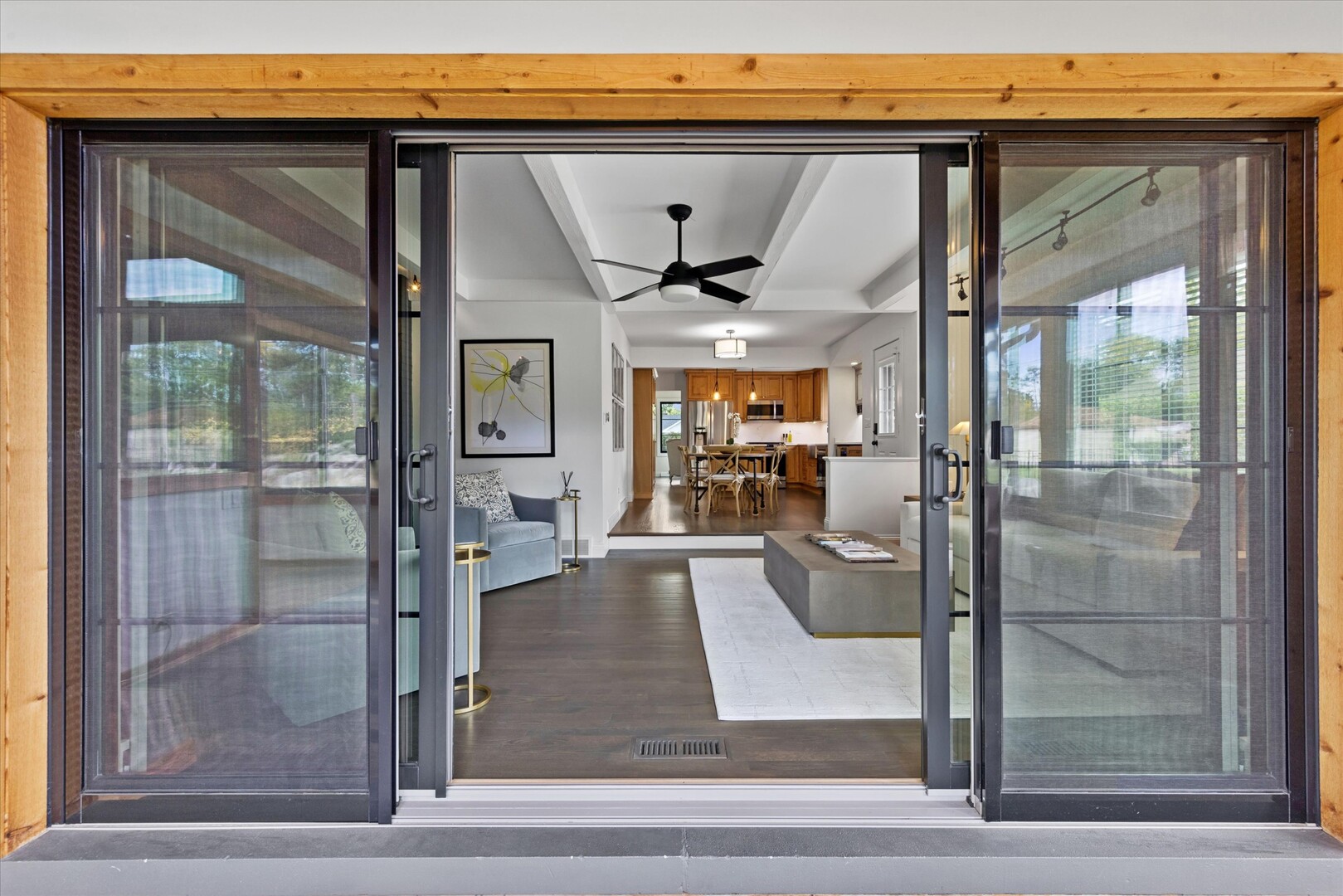 3N339 N Emroy Avenue