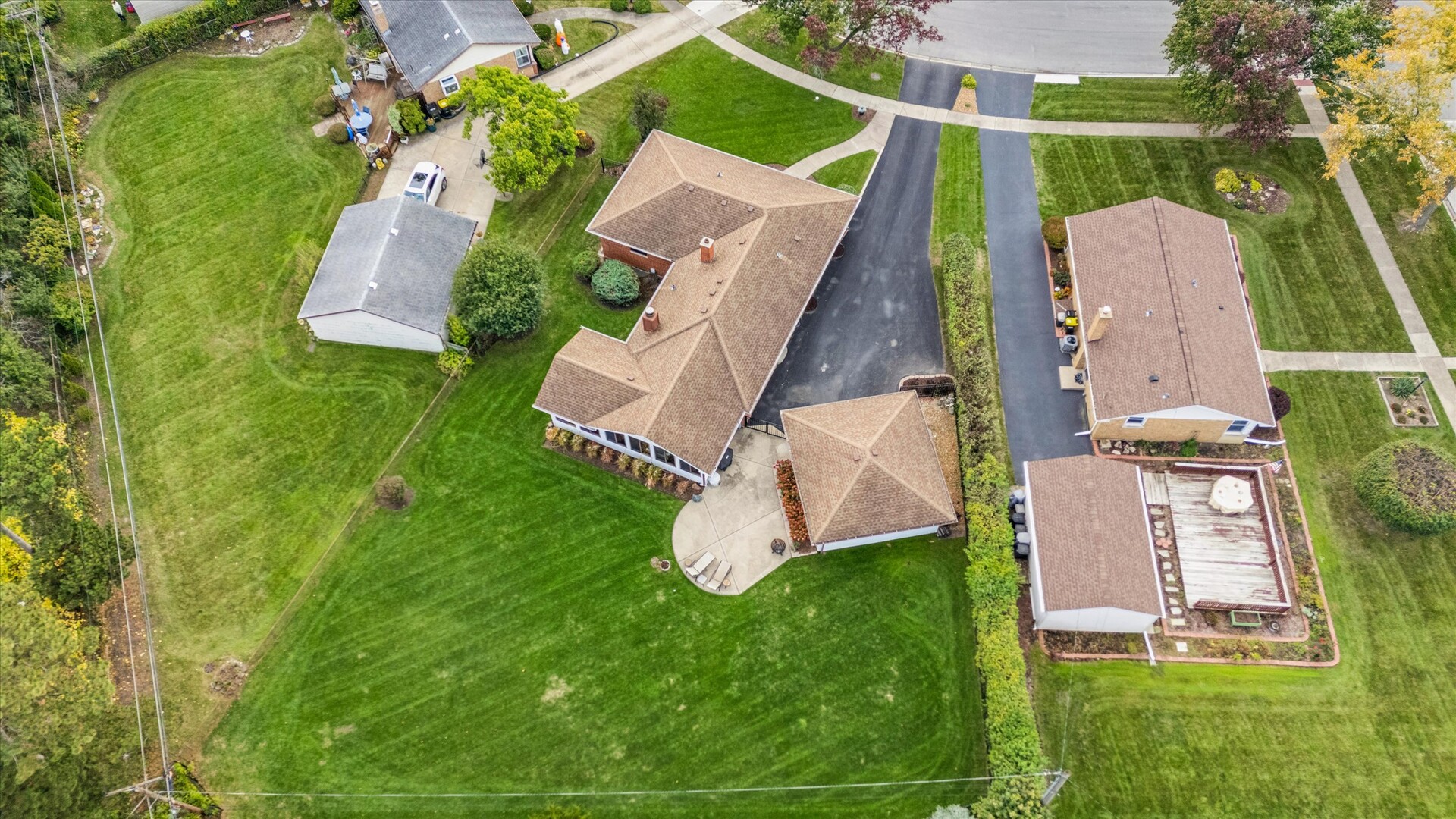 3N339 N Emroy Avenue