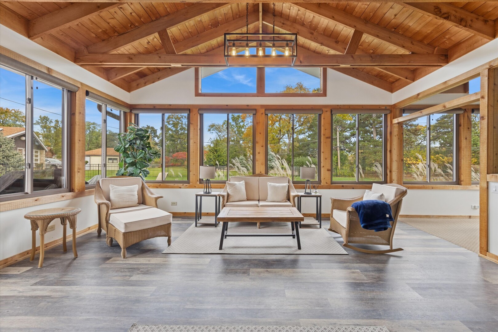 3N339 N Emroy Avenue