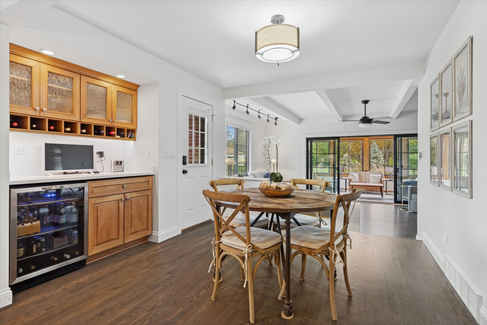 3N339 N Emroy Avenue