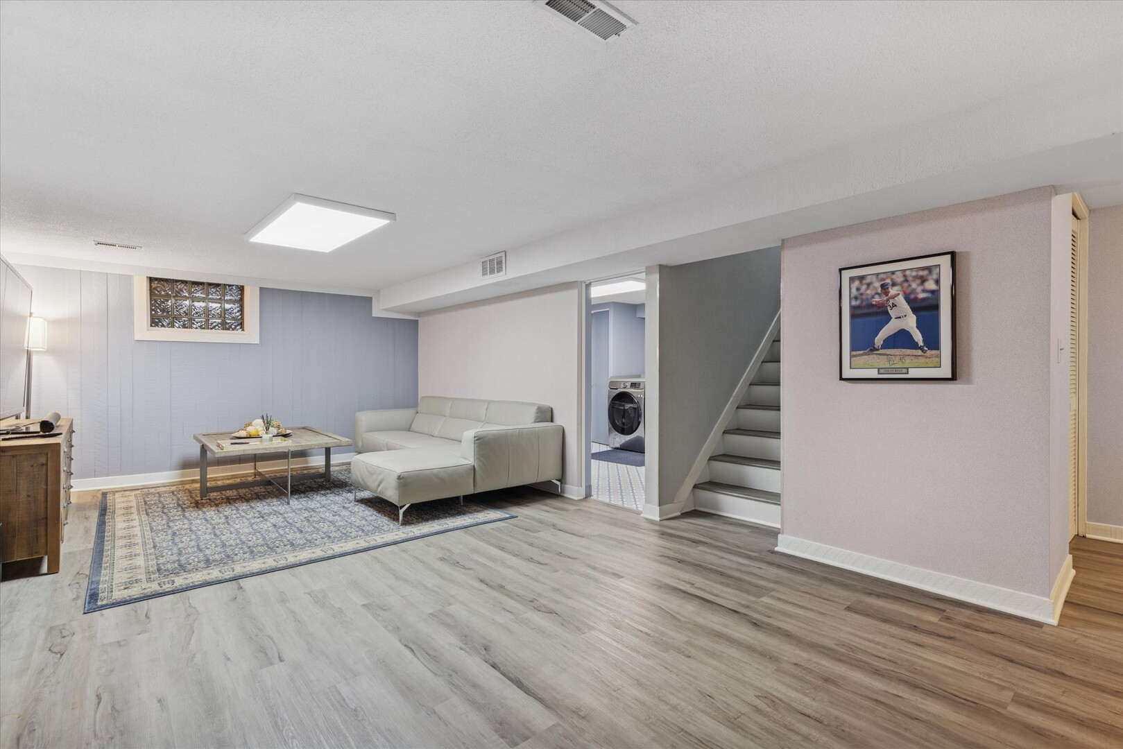 3N339 N Emroy Avenue