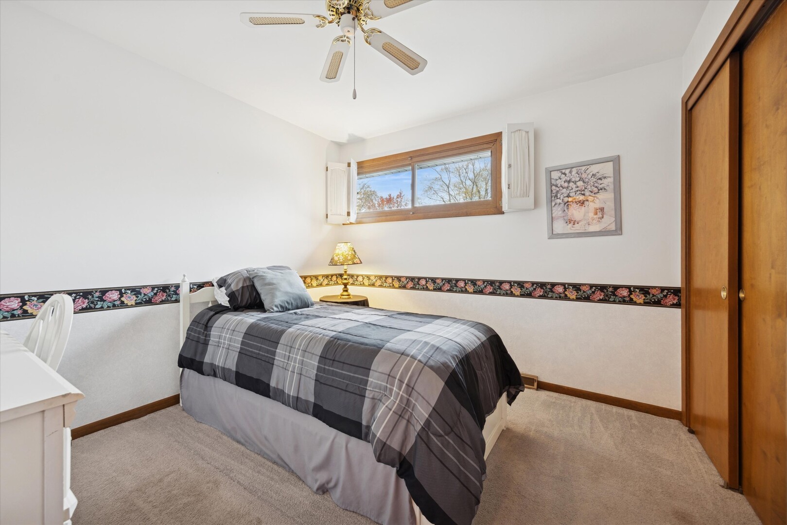 9S215 Florence Avenue