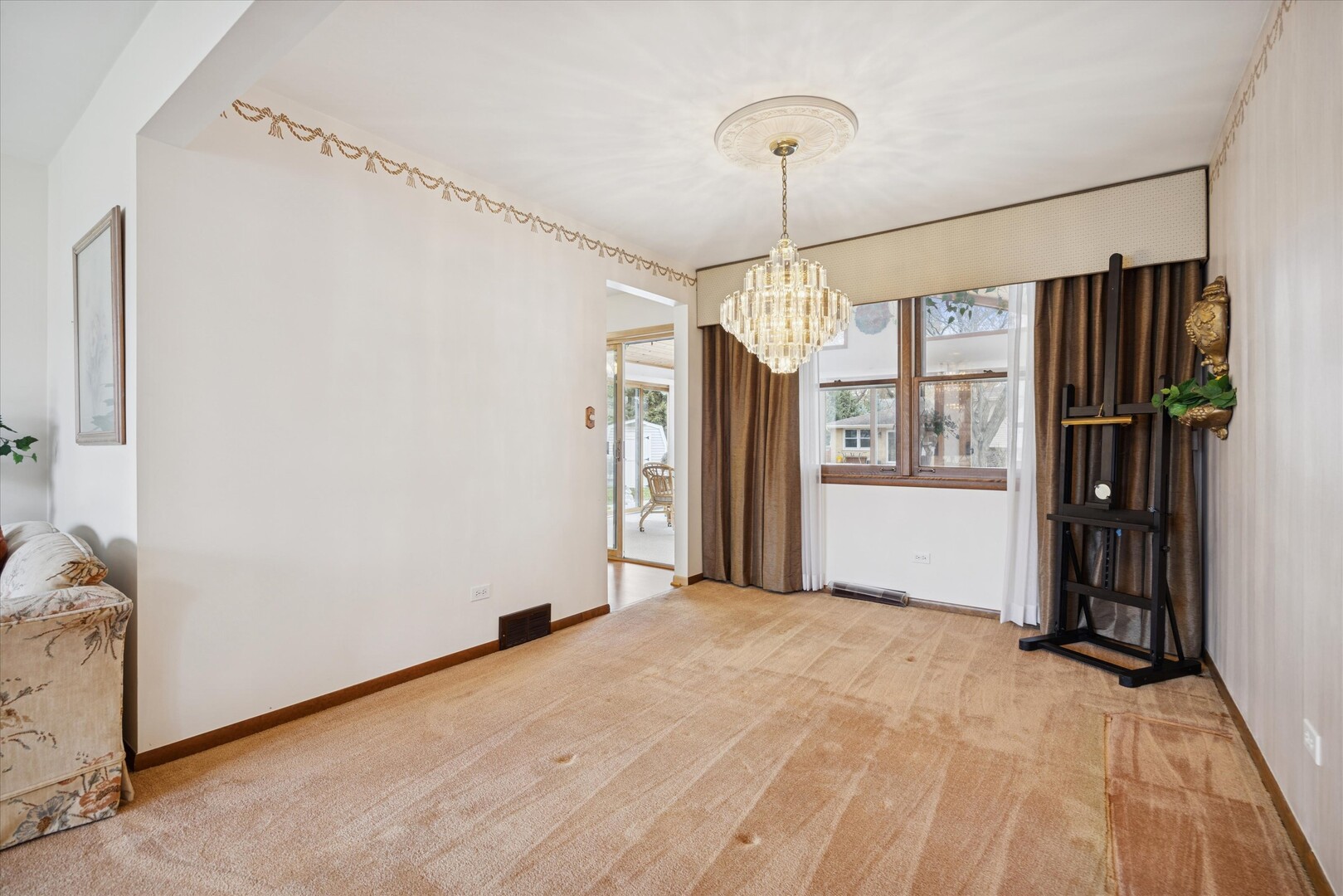 9S215 Florence Avenue