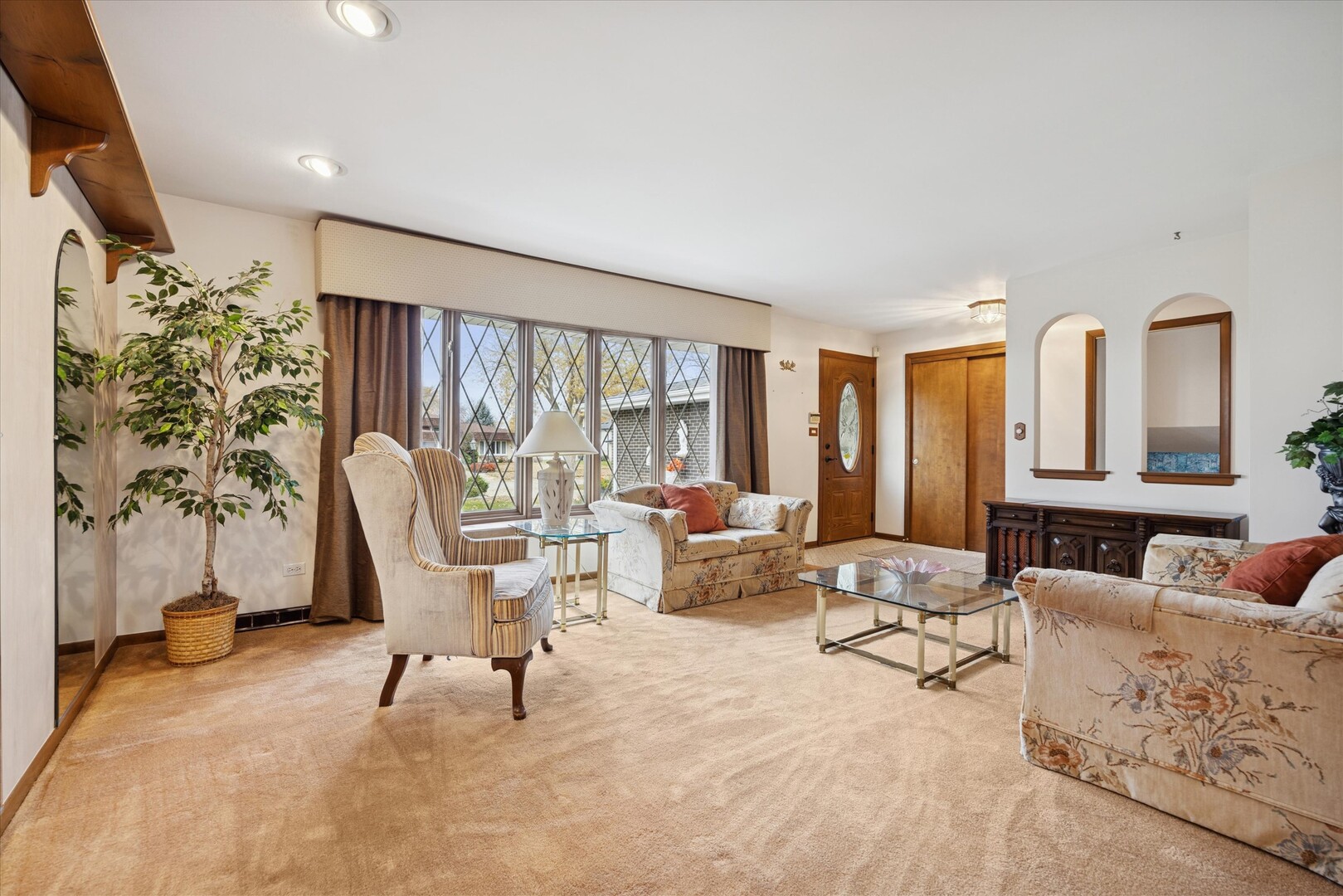 9S215 Florence Avenue