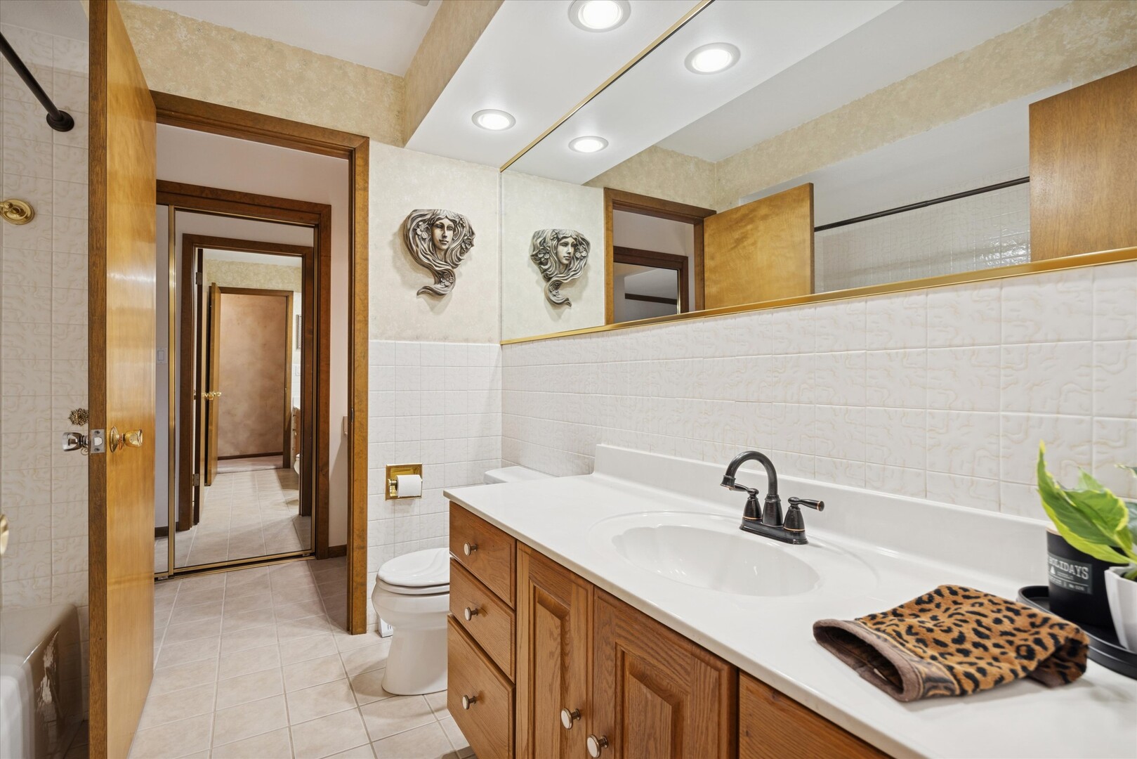 9S215 Florence Avenue