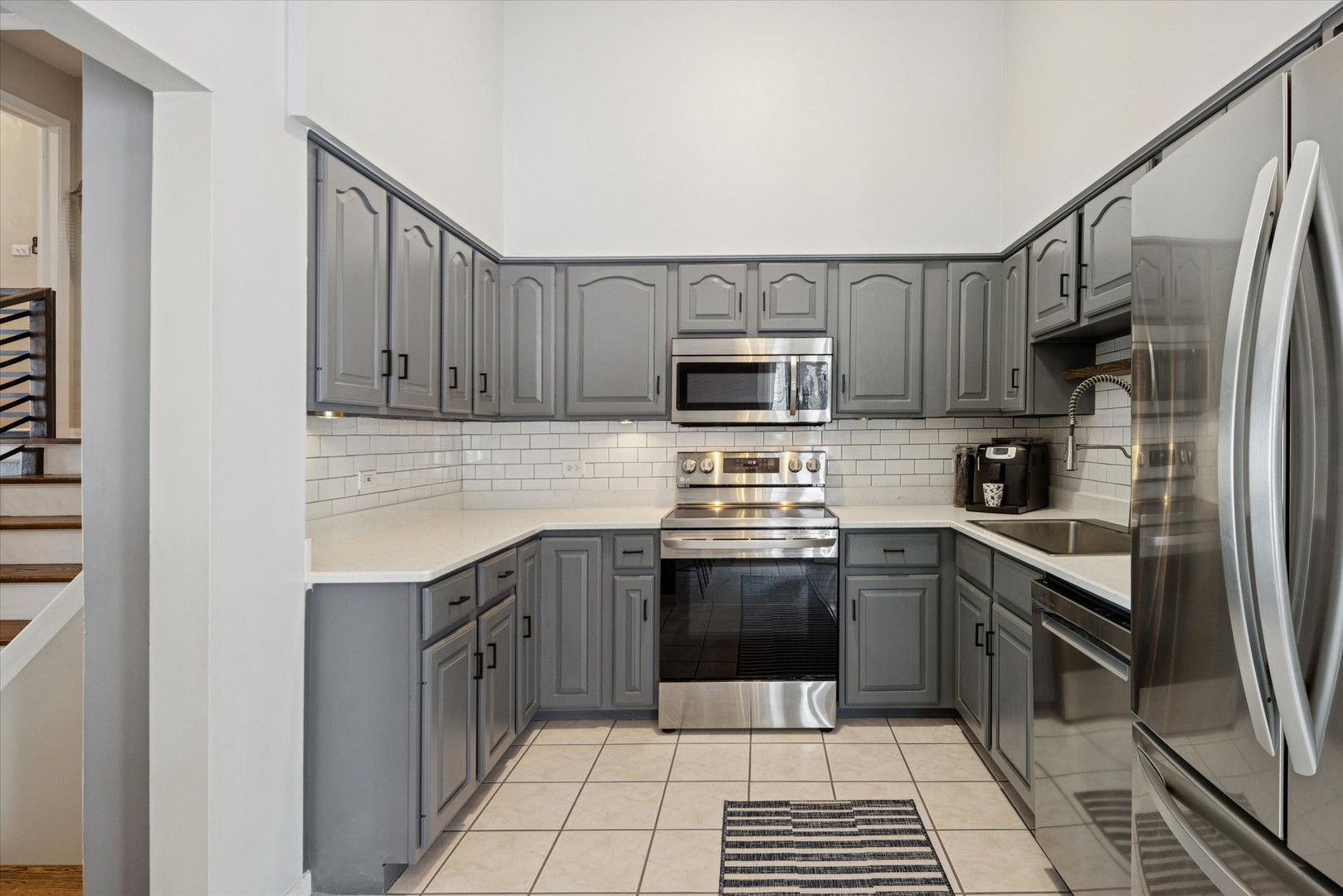 120 S Fairlane Avenue