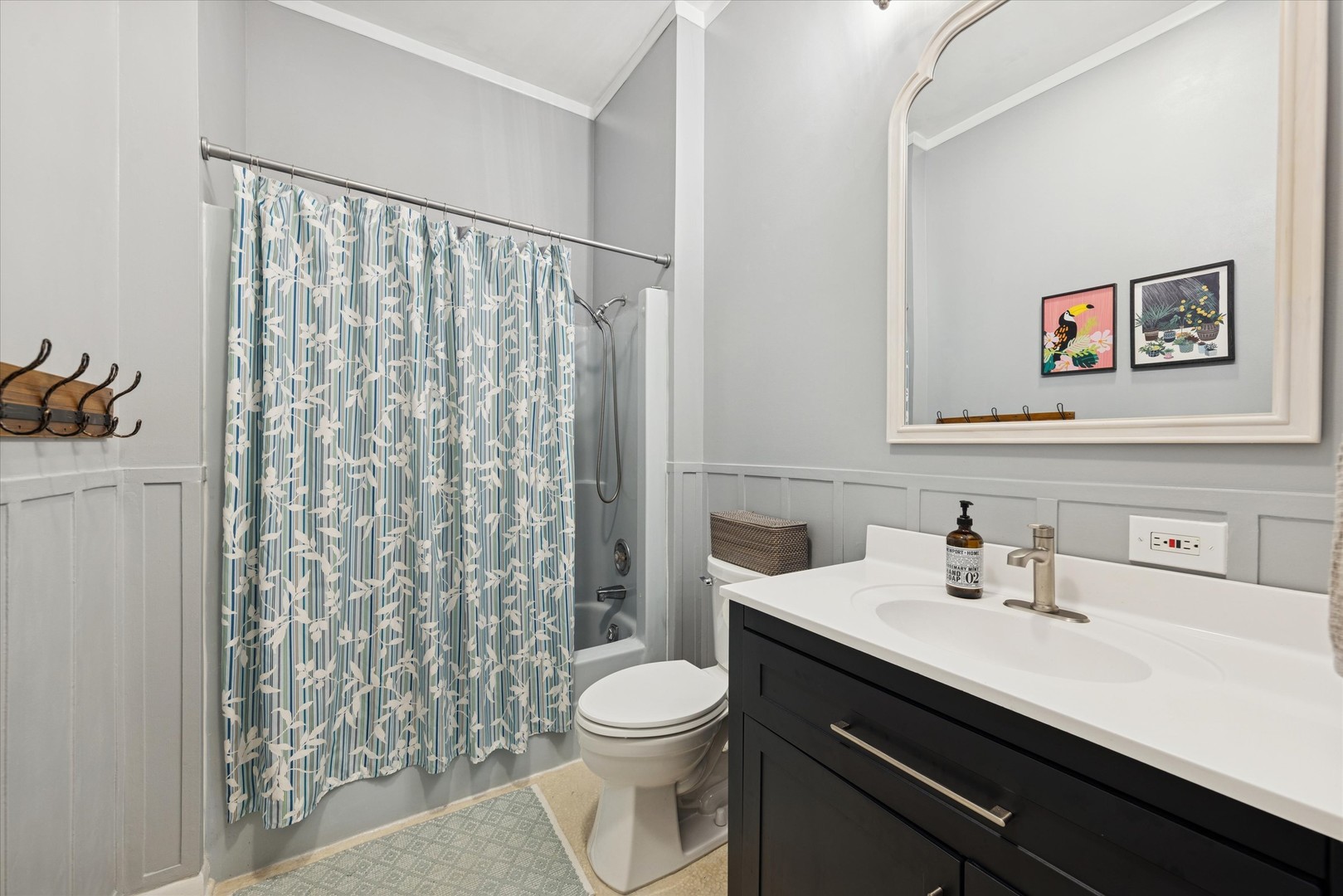 120 S Fairlane Avenue