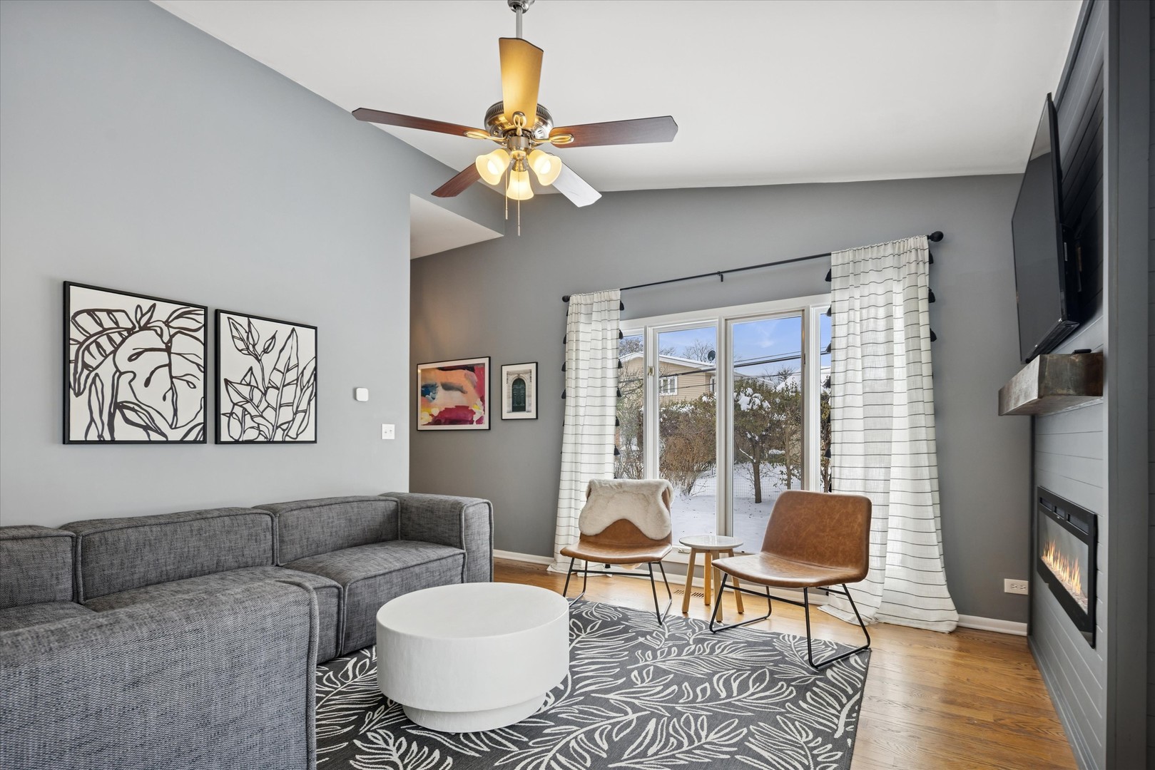 120 S Fairlane Avenue