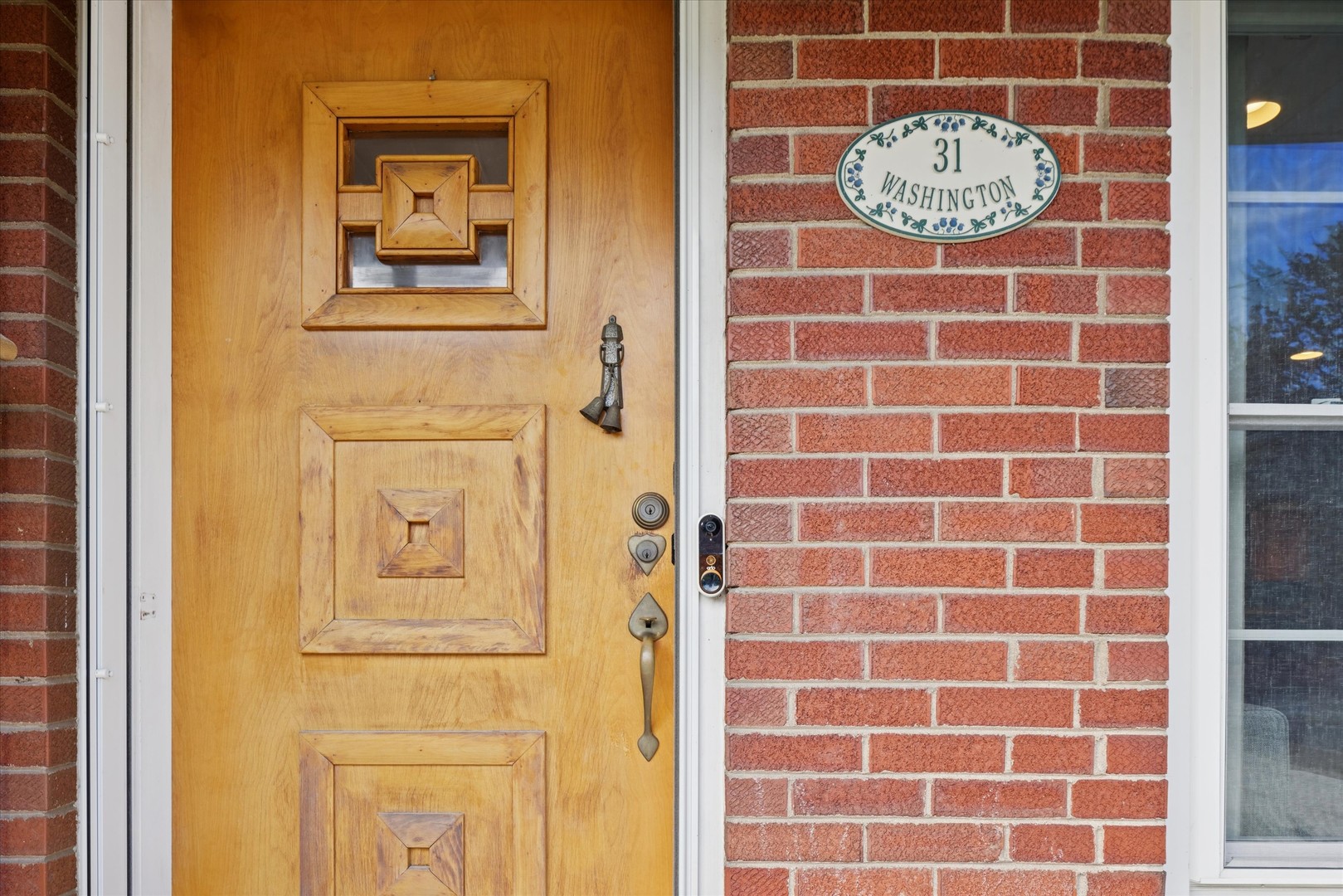 31 E Washington Boulevard