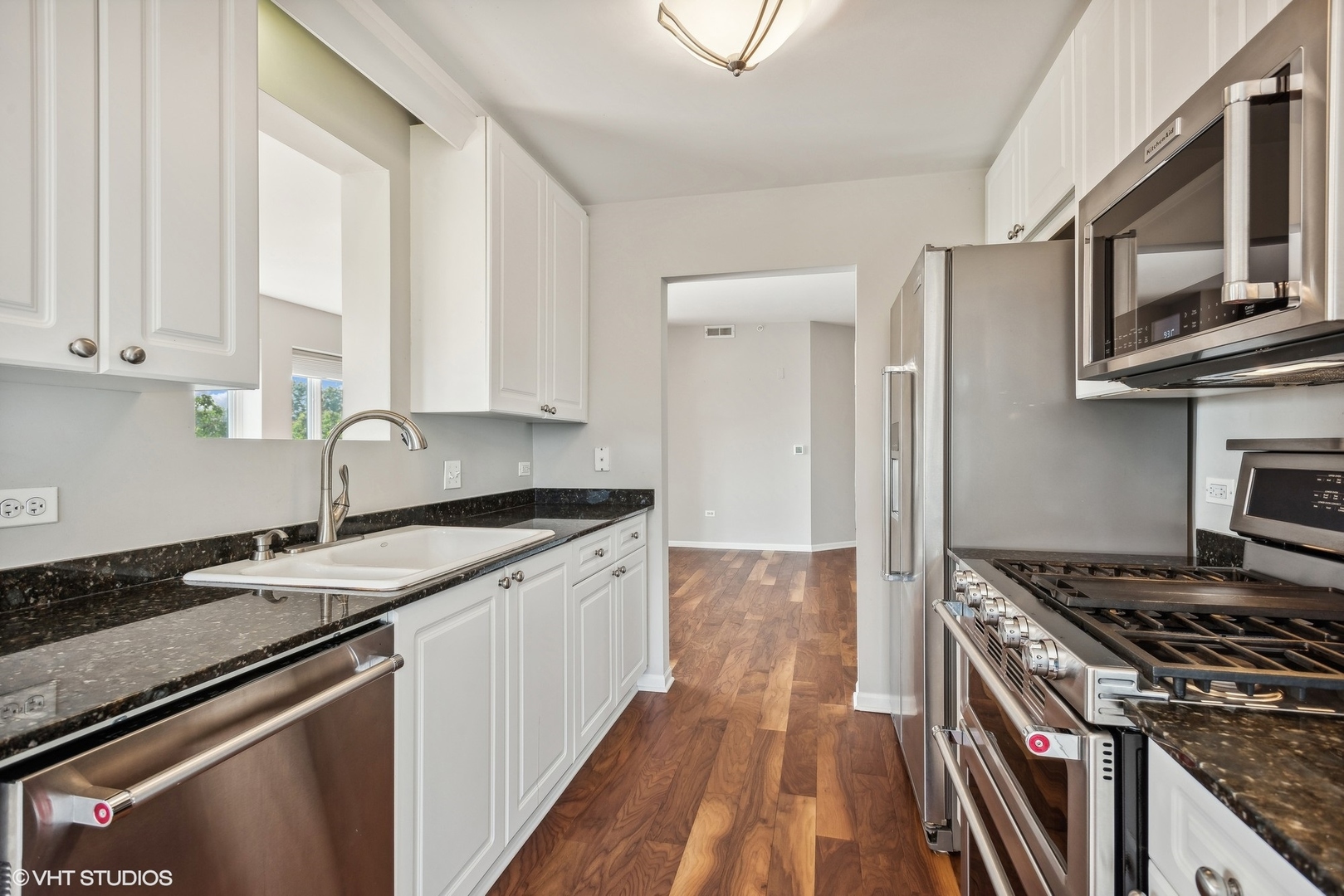 145 S York Street Unit: 426