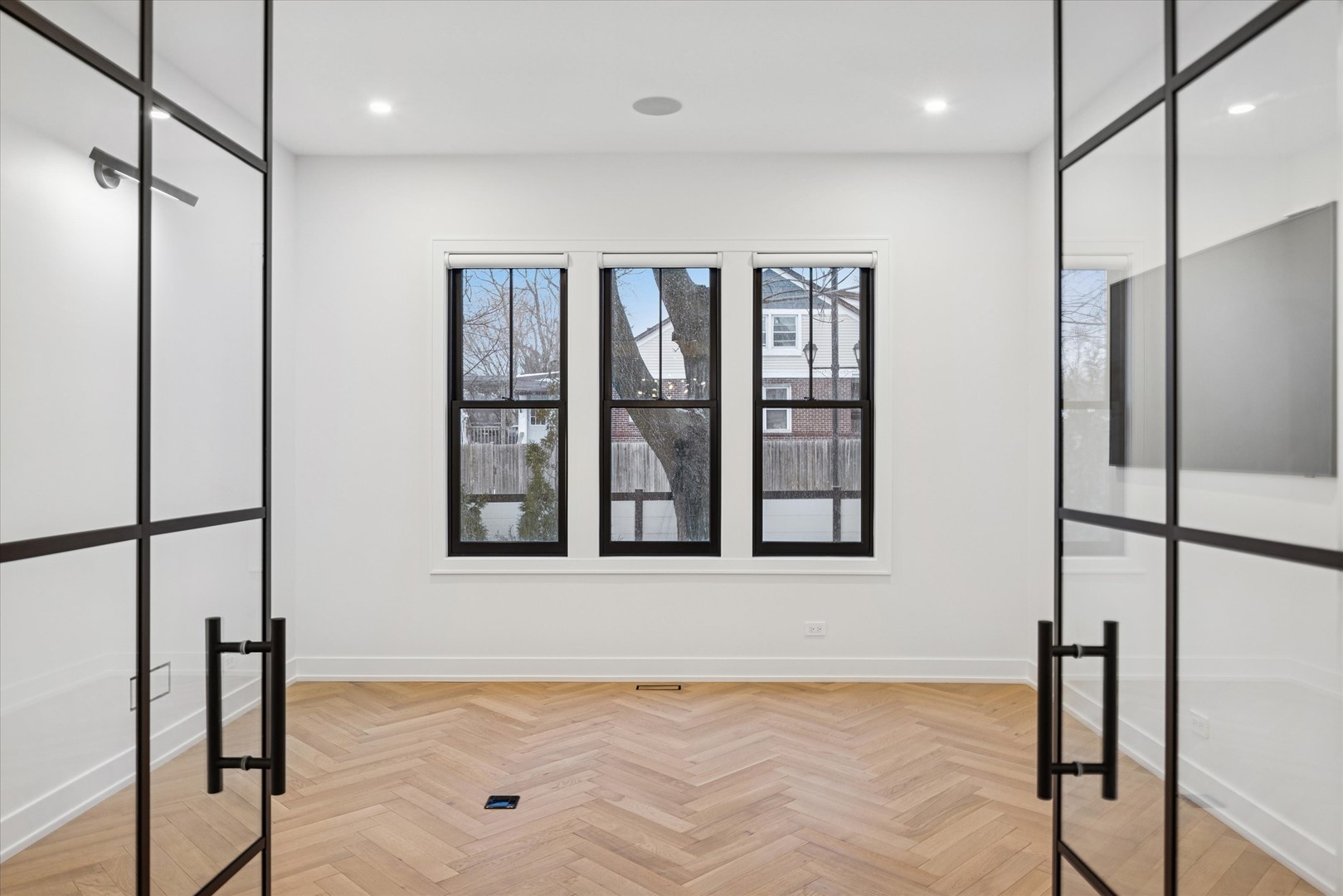 284 N Highland Avenue