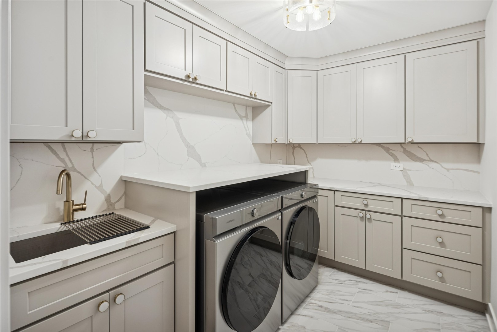 284 N Highland Avenue