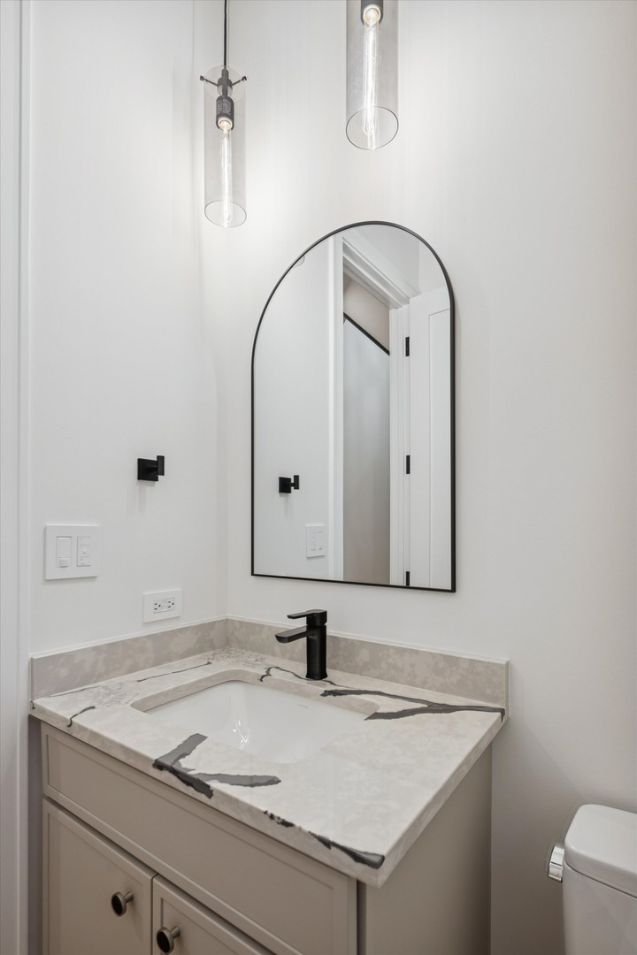 284 N Highland Avenue