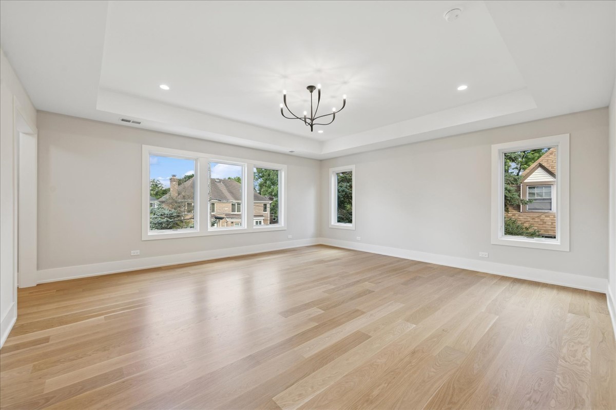 580 S Kearsage Avenue