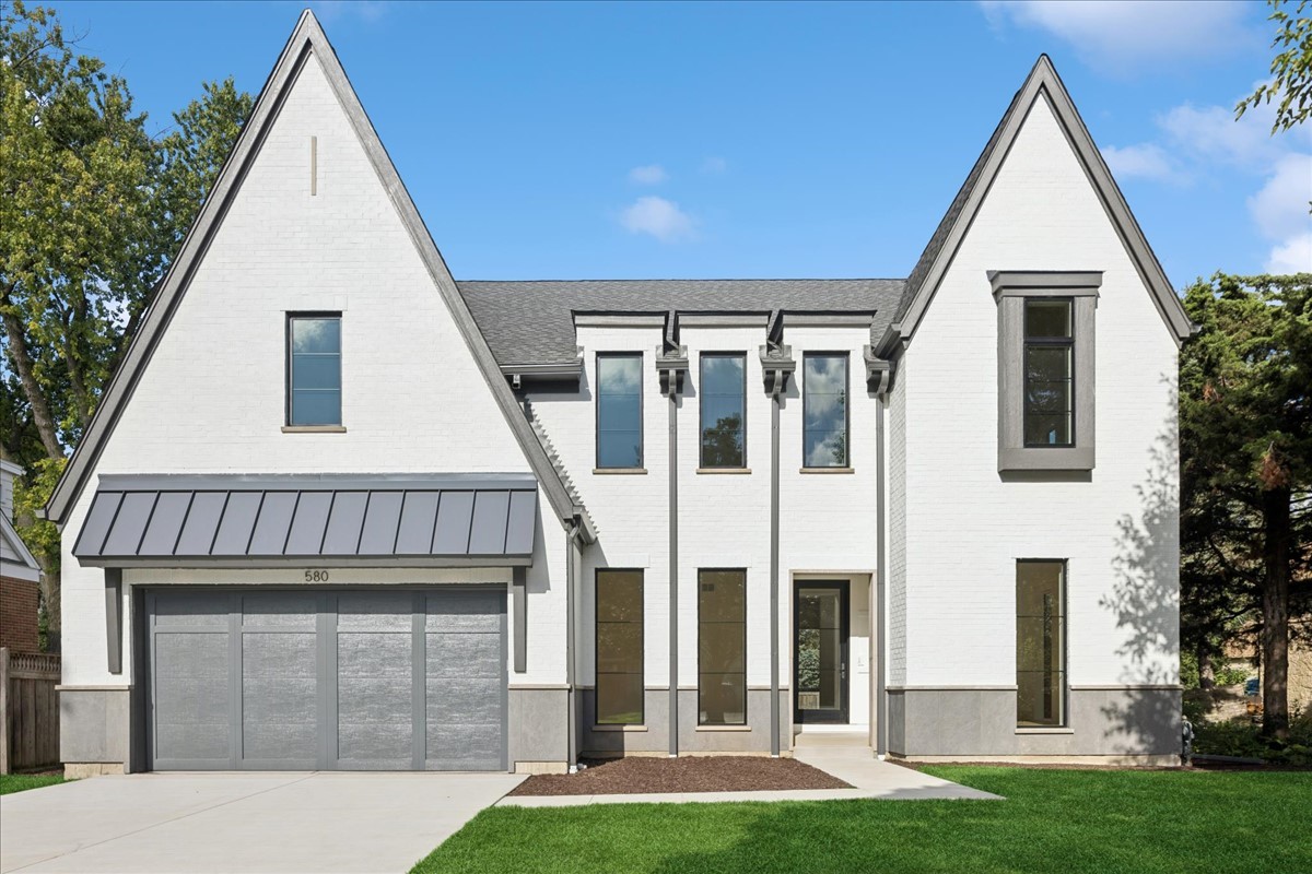 580 S Kearsage Avenue