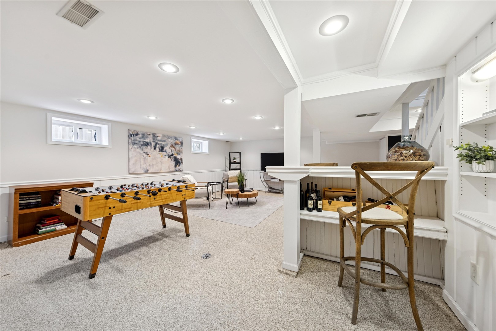 254 W Claremont Street