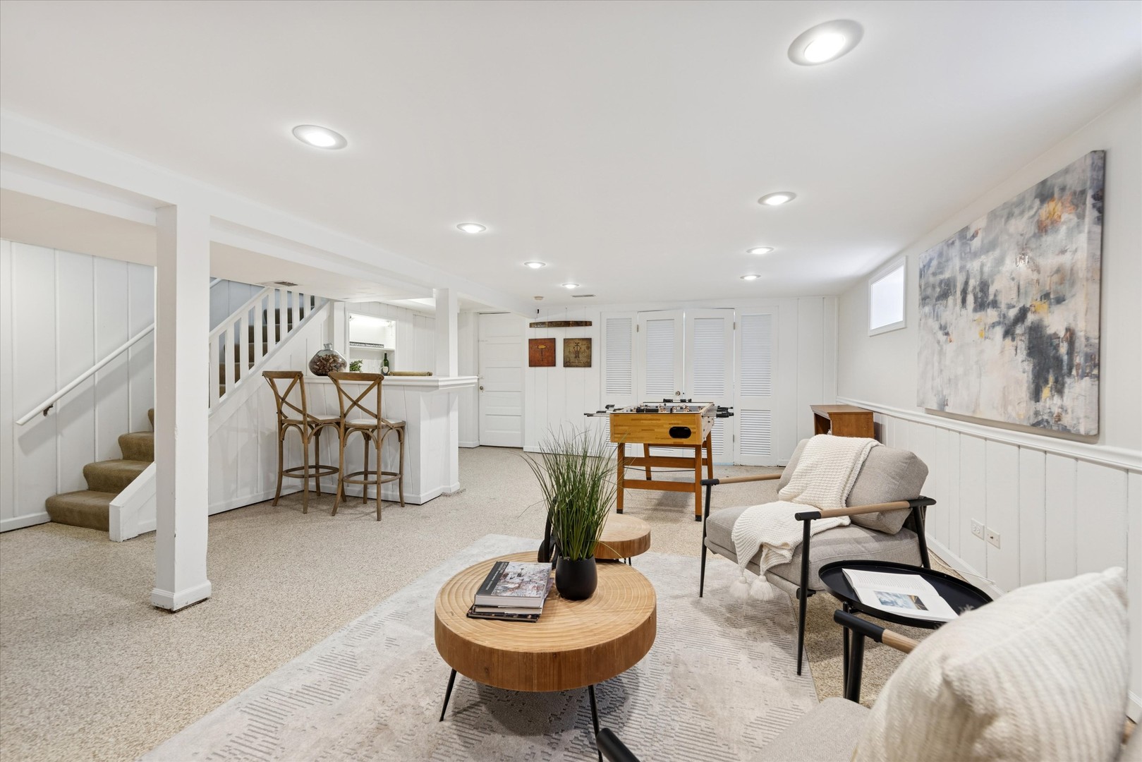 254 W Claremont Street