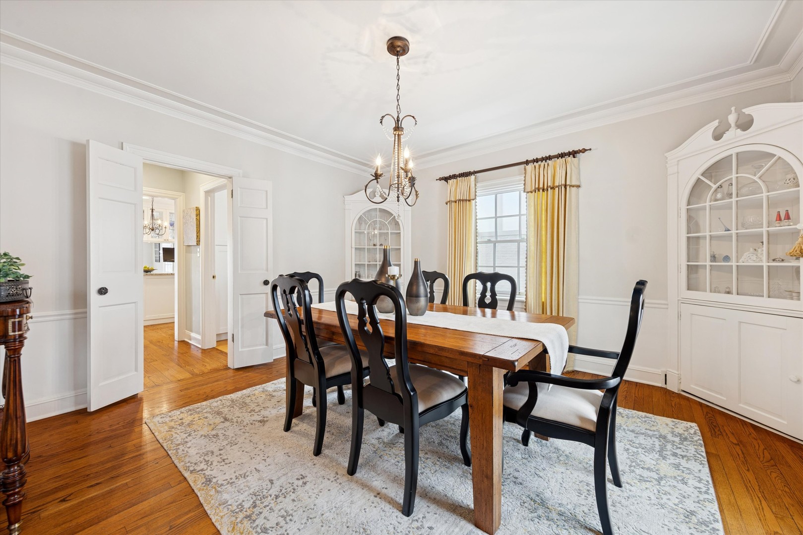 254 W Claremont Street