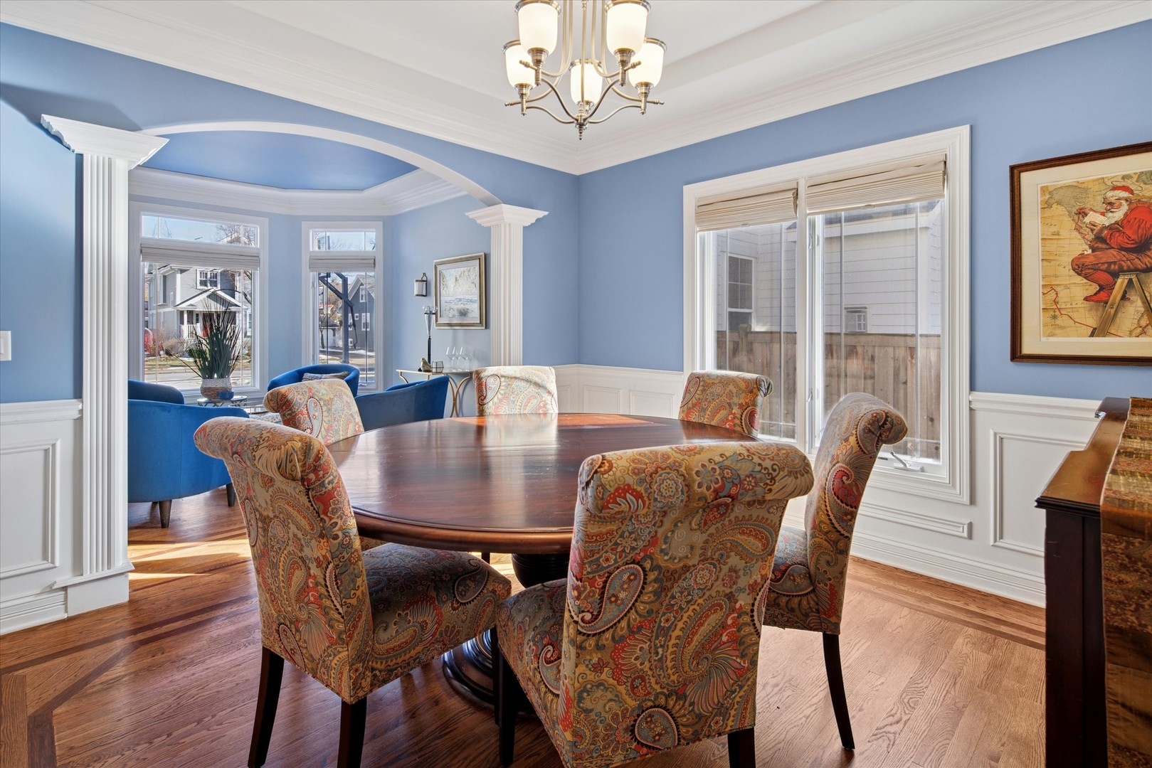 594 S Fairfield Avenue