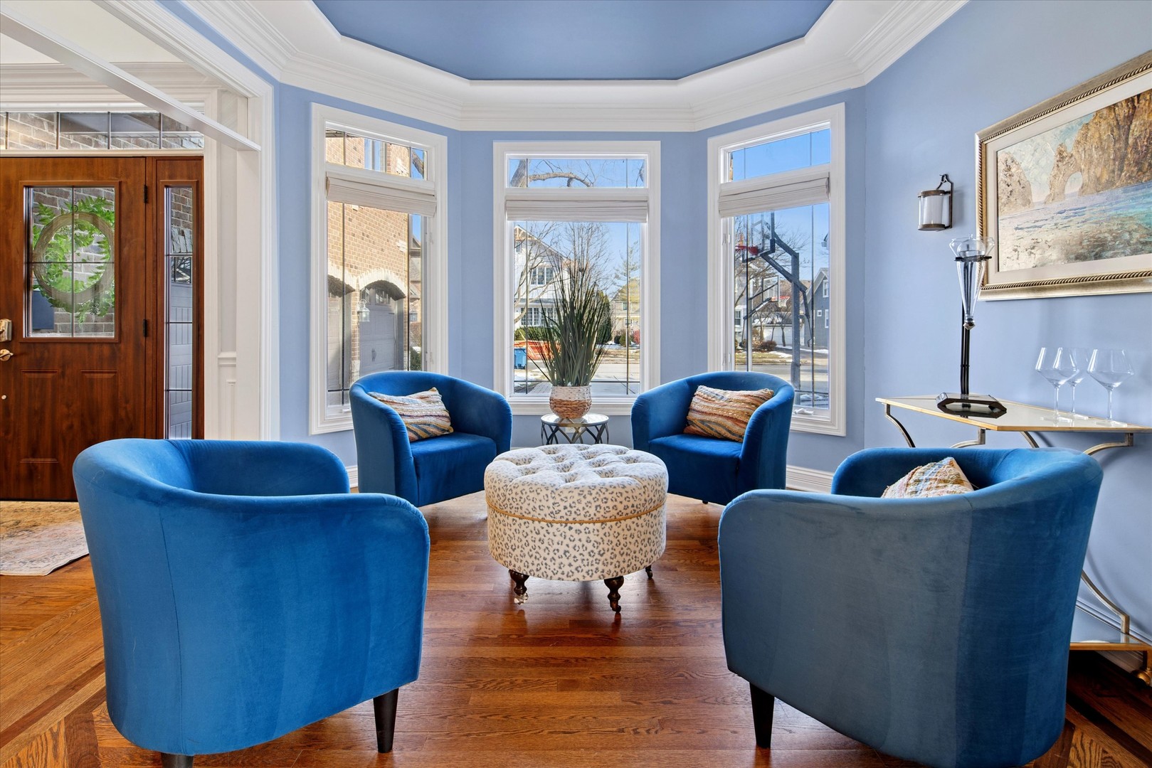 594 S Fairfield Avenue