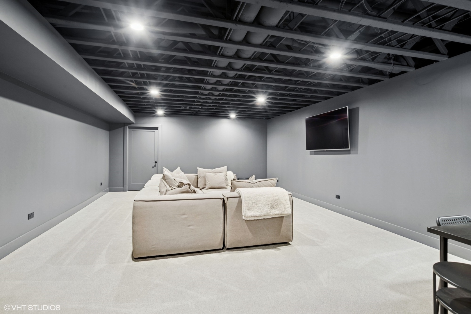 274 N Addison Avenue