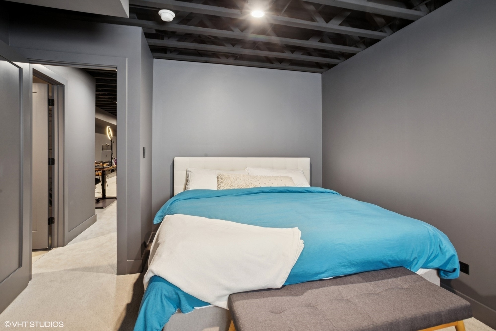 274 N Addison Avenue