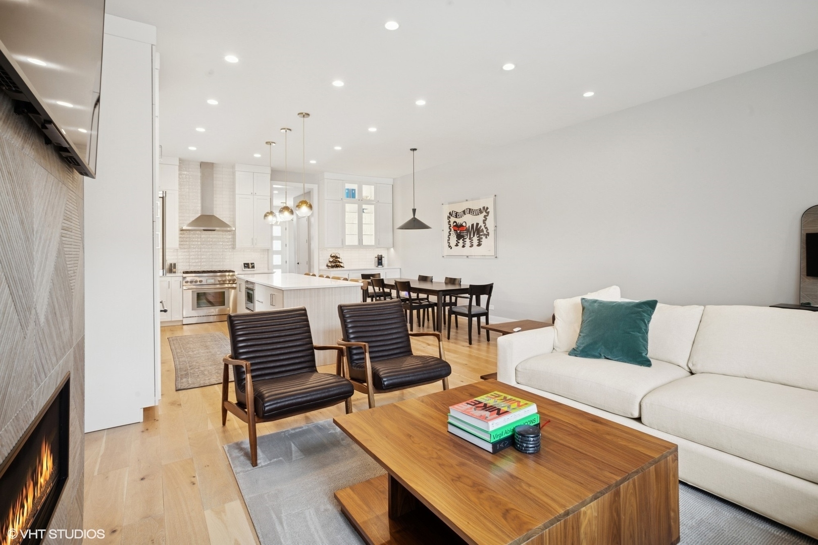 274 N Addison Avenue