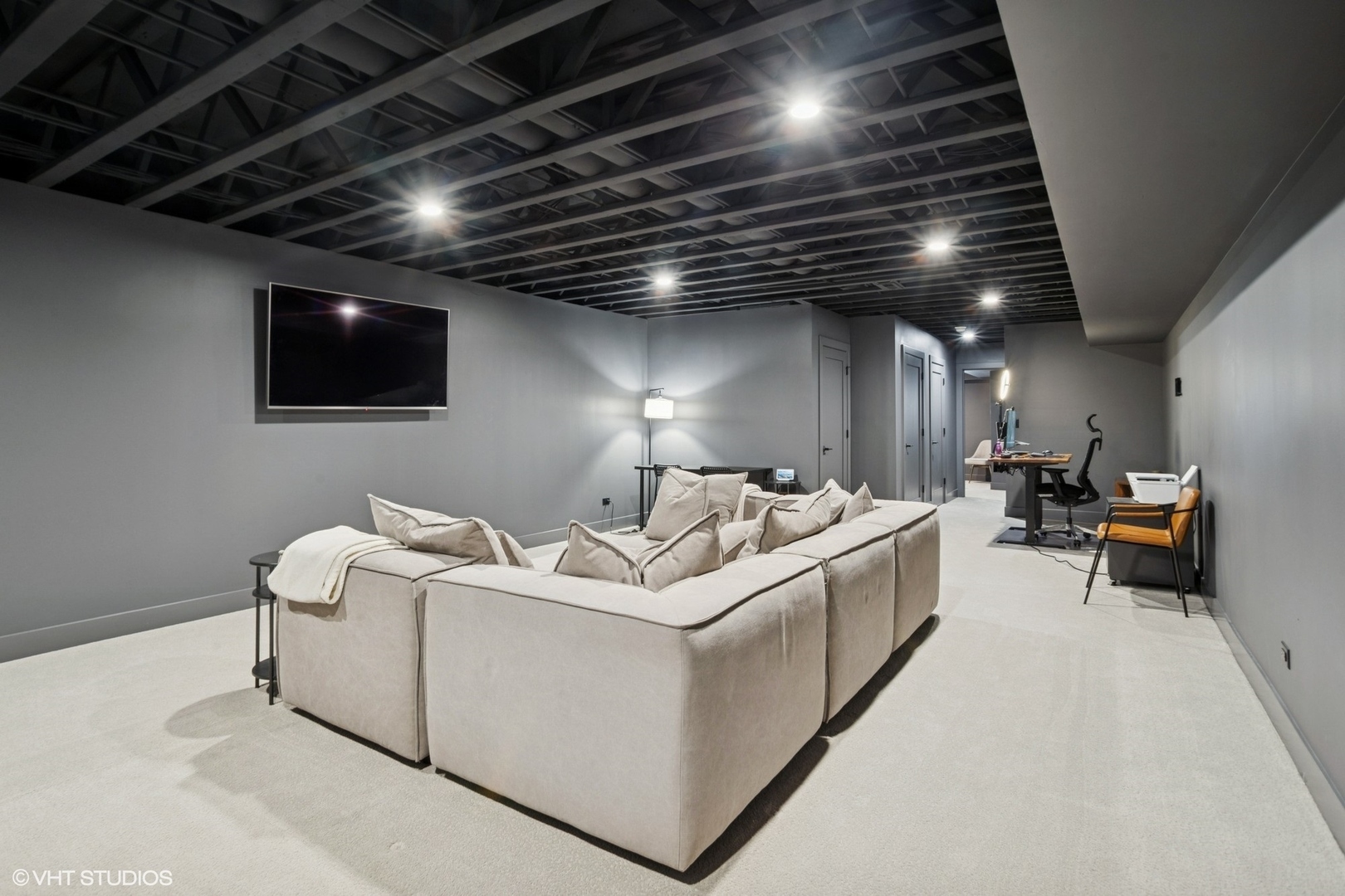 274 N Addison Avenue