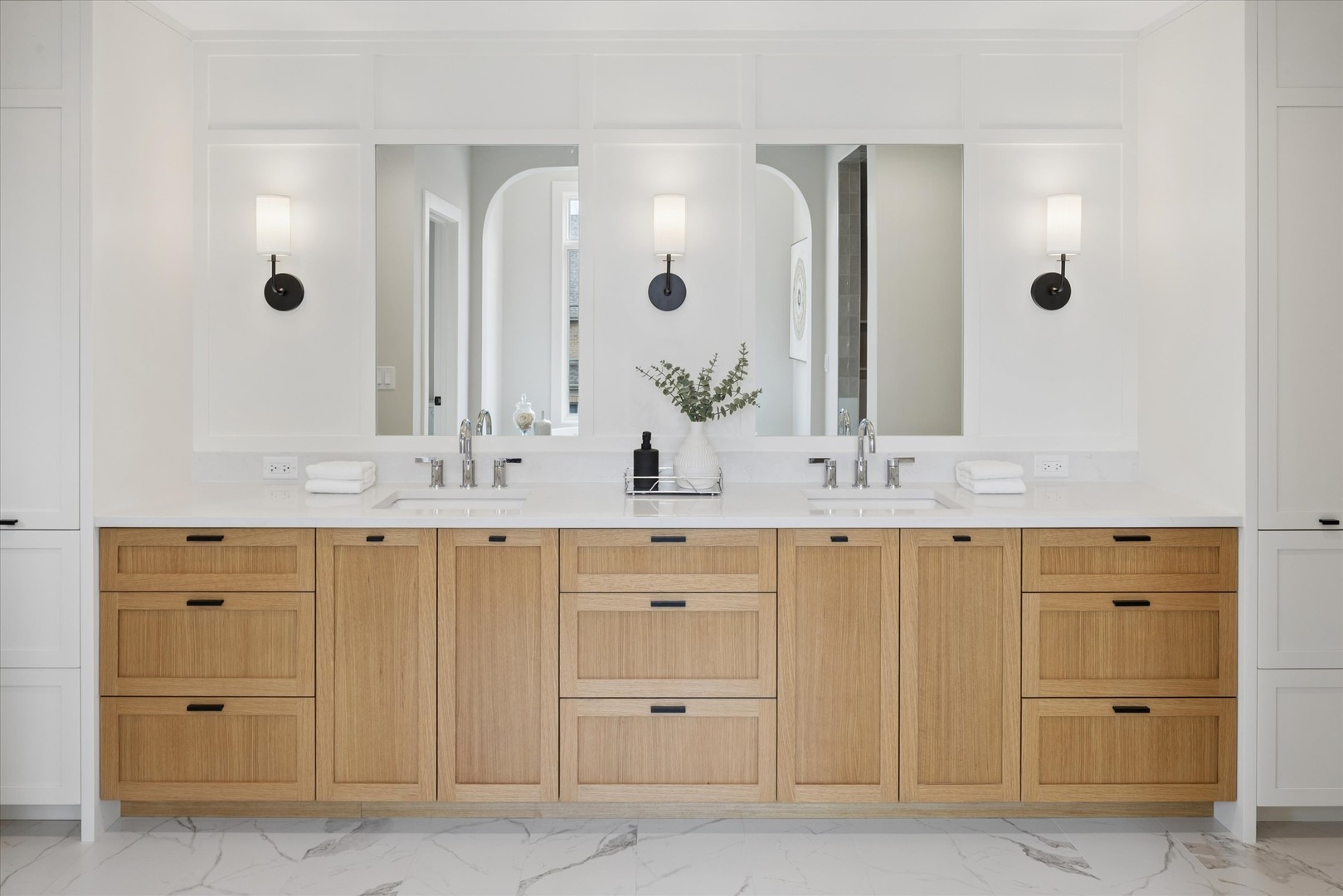 580 S Kearsage Avenue