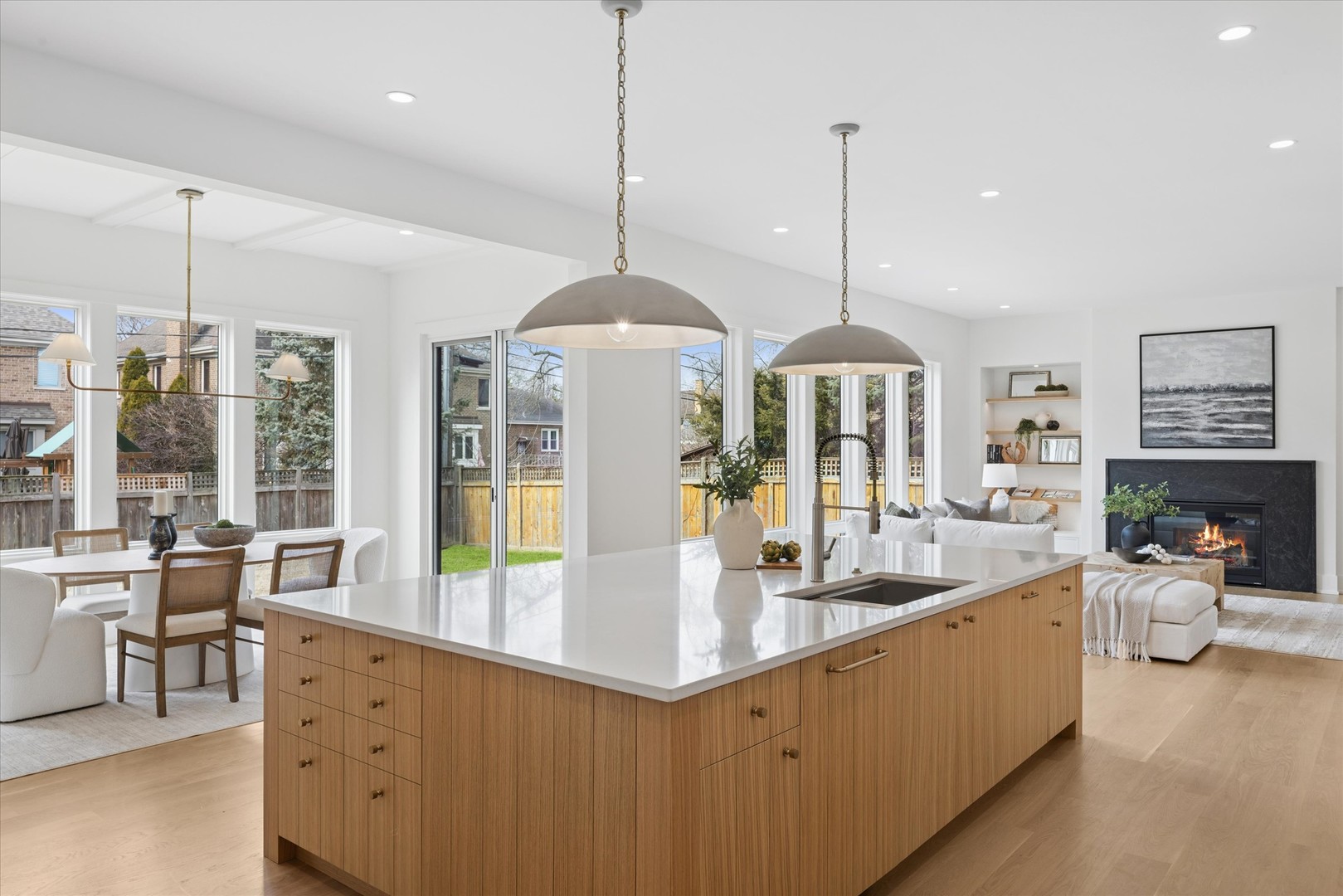 580 S Kearsage Avenue