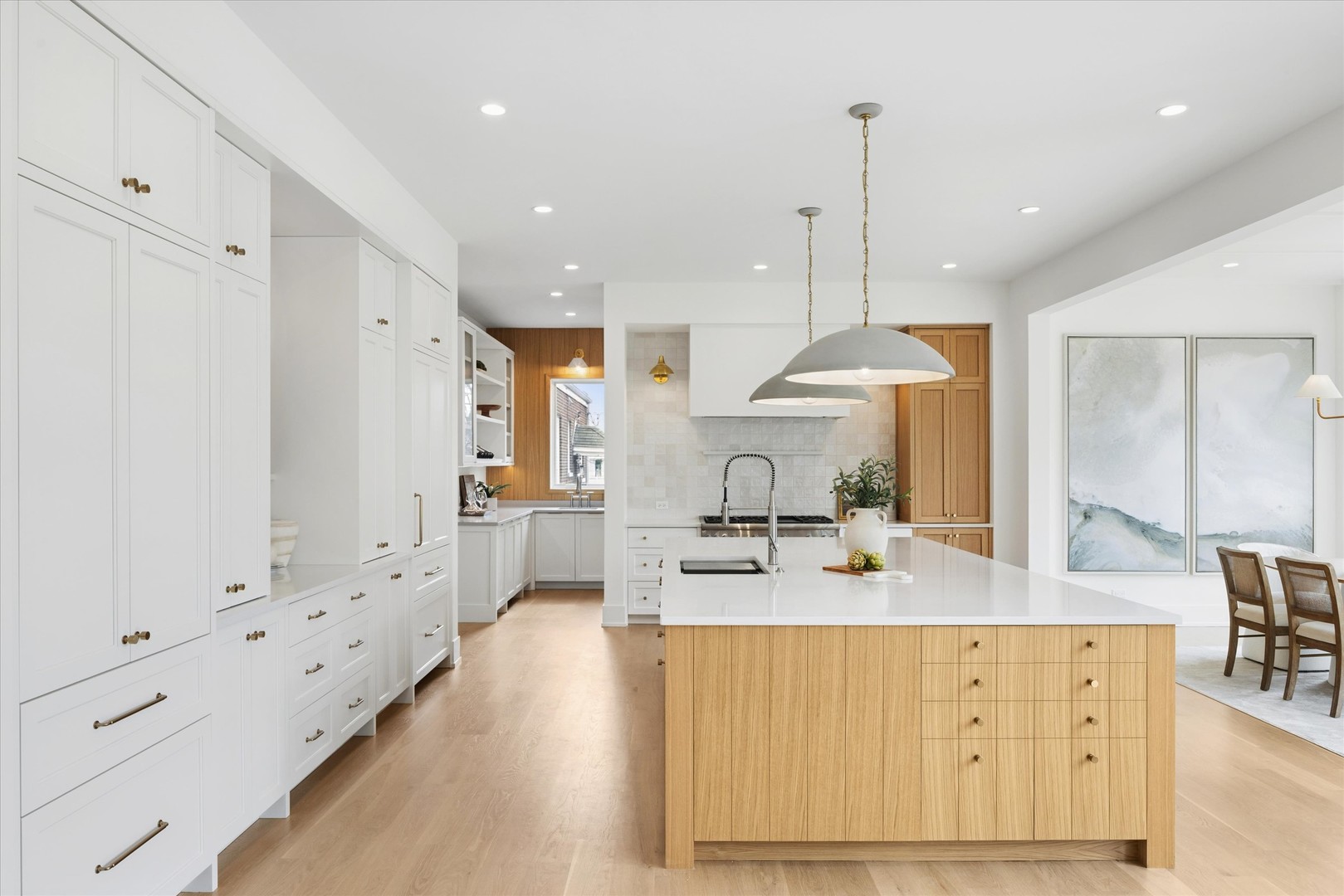 580 S Kearsage Avenue