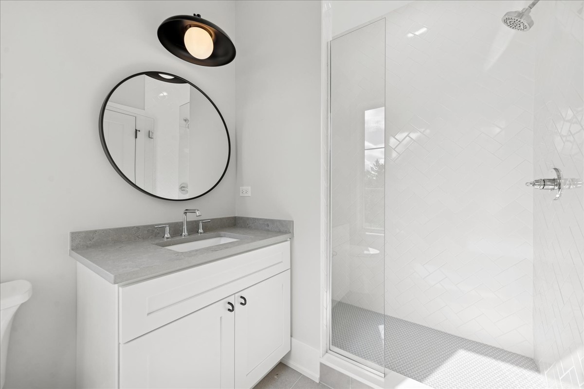 580 S Kearsage Avenue