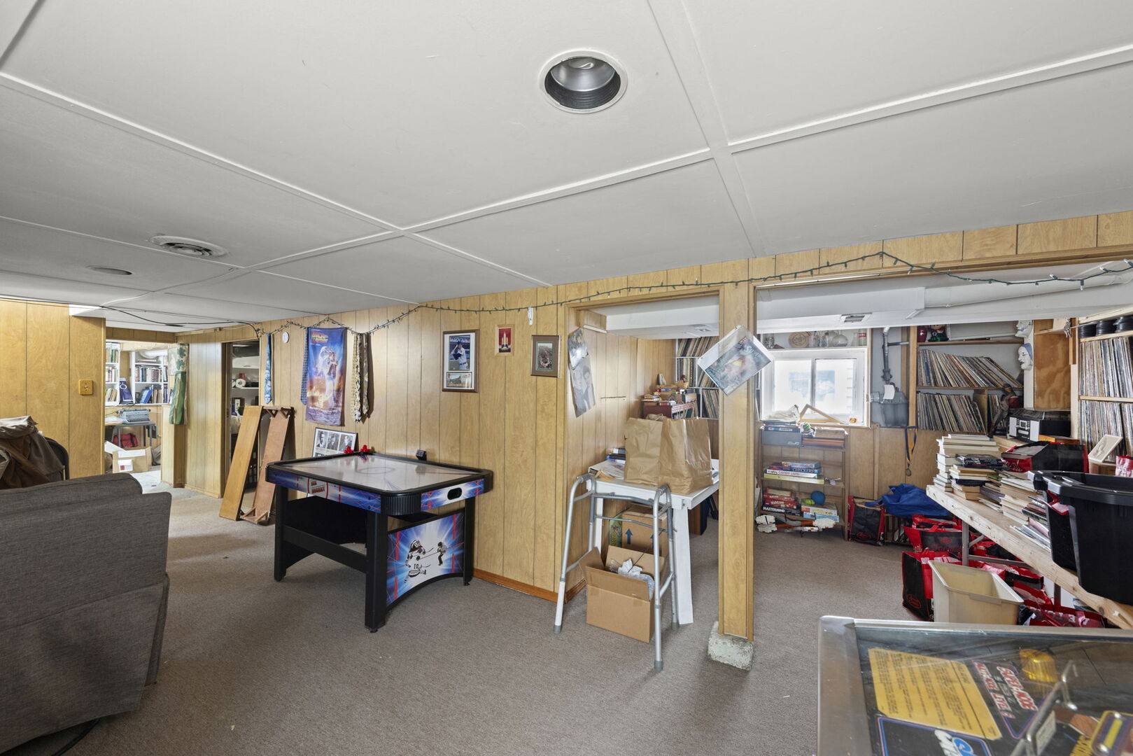 2646 N Mont Clare Avenue