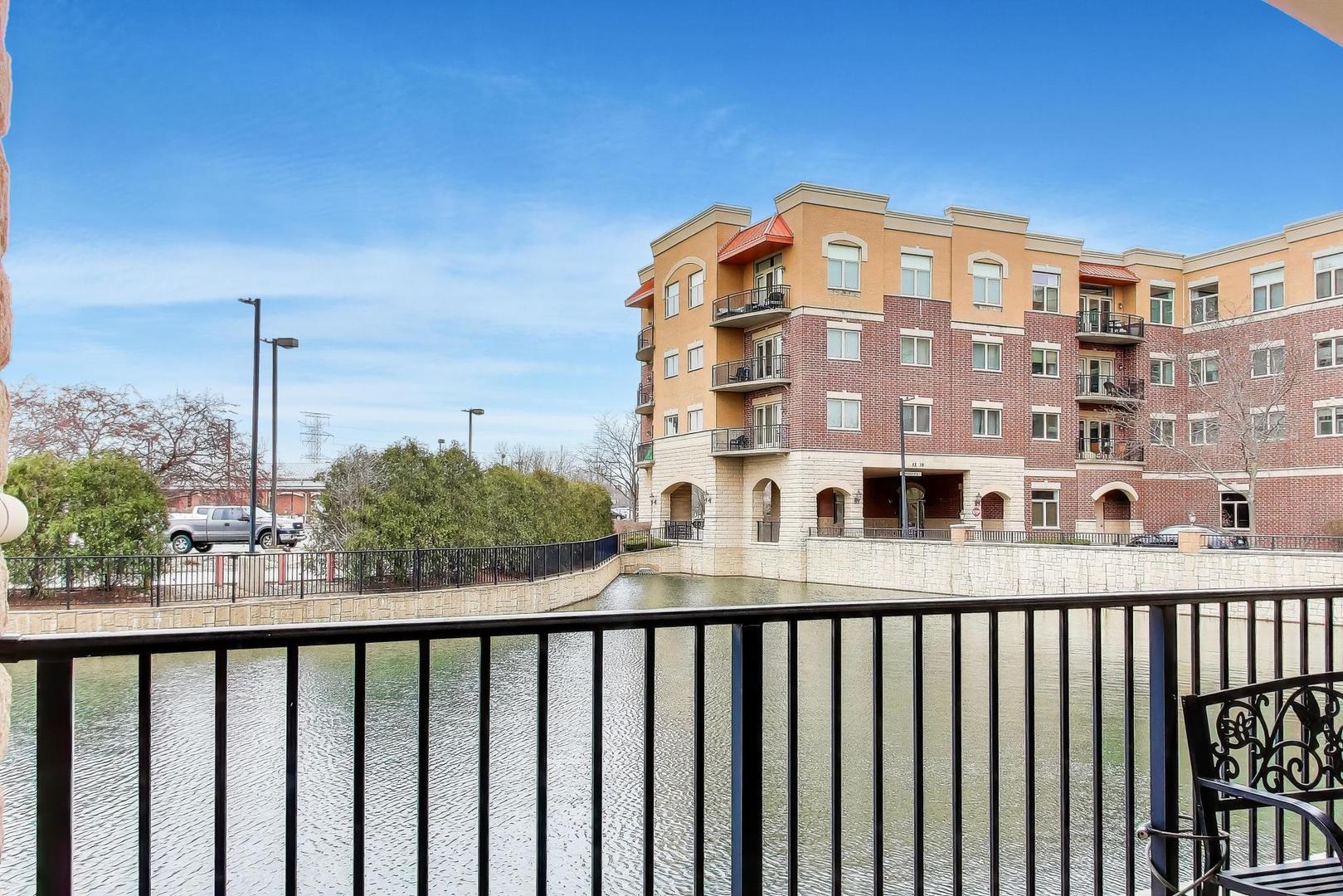 1200 N Foxdale Drive Unit: 100